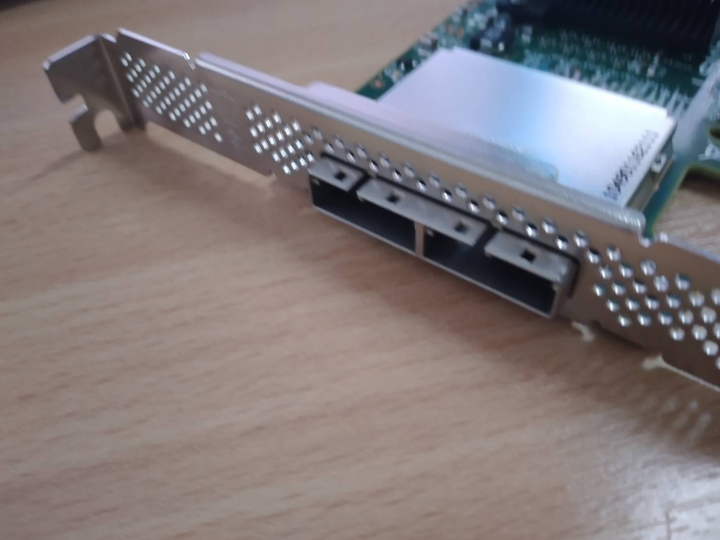 LSI Logic SAS 9200-8E SFF-8088 8-Ports 6GB SATA+SAS PCI-E2.0 RAID Card