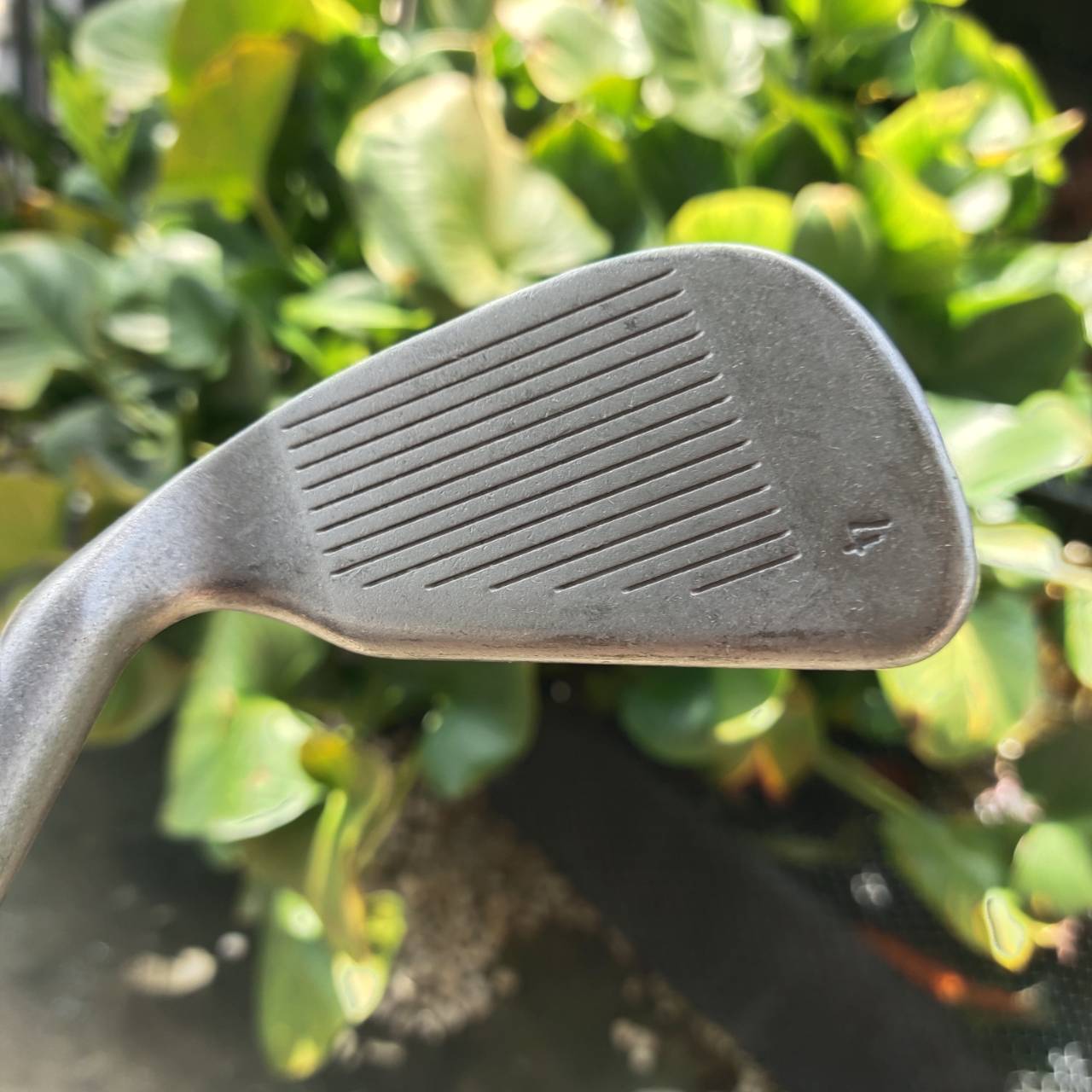 เหล็ก 4 PING EYE2 + รุ่น PLUS ด้วย ดูที่ใบเหล็กจะมี เครื่องหมาย + เป็นรุ่นที่ดีที่สุด