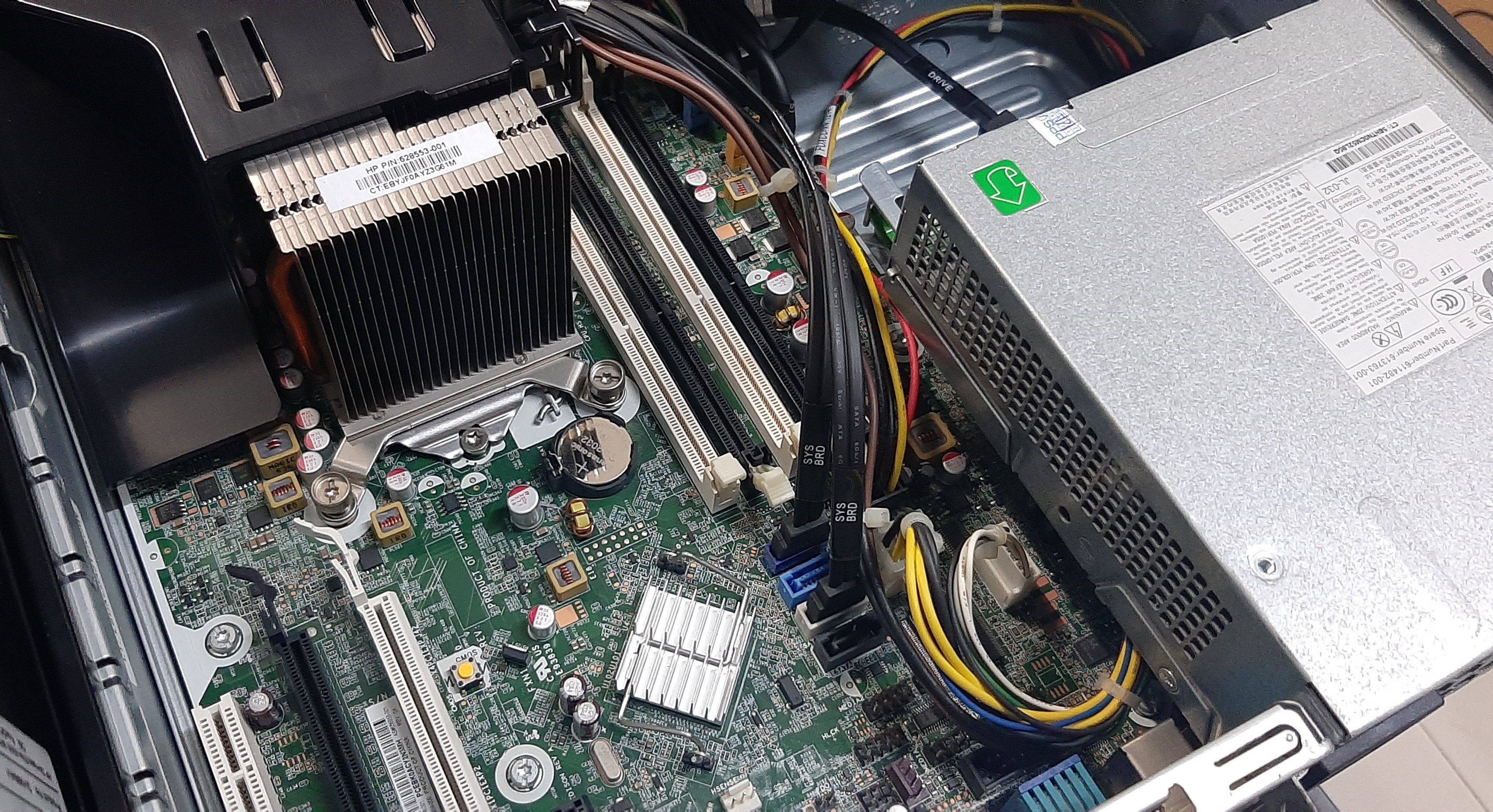 HP Compaq 8300 Elite SFF+Monitor 18.5 inch