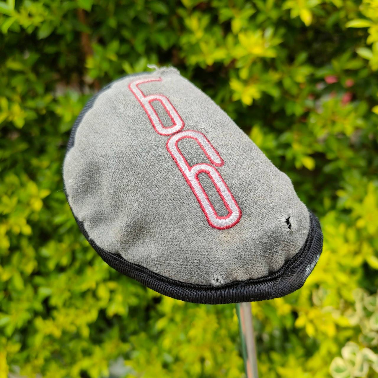 PUTTER DUNLOP LOCO PSERIES ความยาว 35 นิ้ว ก้าน LOCO **ตรงคอของพัตเตอร์ มีสนิม ** หน้าอินเสิร์ท ทั้งนุ่มและเกาะไลน์ ไม้กอล์ฟมือสอง ของแท้ BY NakaraLuxurious