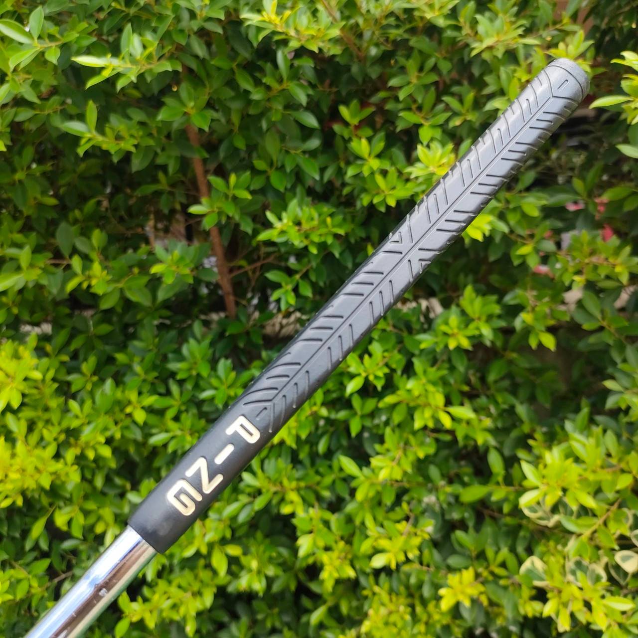 PUTTER PING ANSER2 ความยาว 35 นิ้ว จุดดำ เป็นไลน์ที่เท่ากับพัตเตอร์ มาตรฐานทั่วไป สวยนางฟ้า กริพเดิมๆ การออกแบบและ วัสดุดีมาก ไม้กอล์ฟมือสอง ของแท้ BY NakaraLuxurious