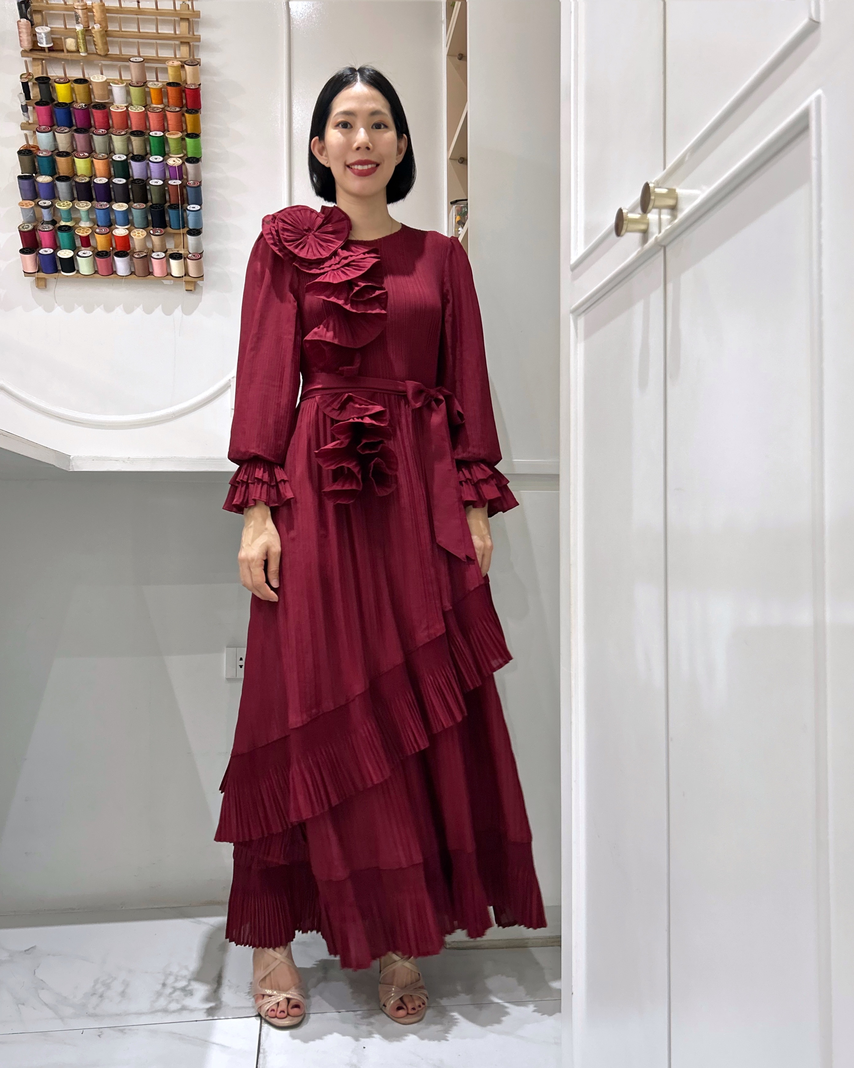 2MUAY รุ่น GA92016 ผ้าMatte เดรสอัดพลีท DRAPED RAFFLE LAYER PLEATED DRESS 7 สี FREE SIZE