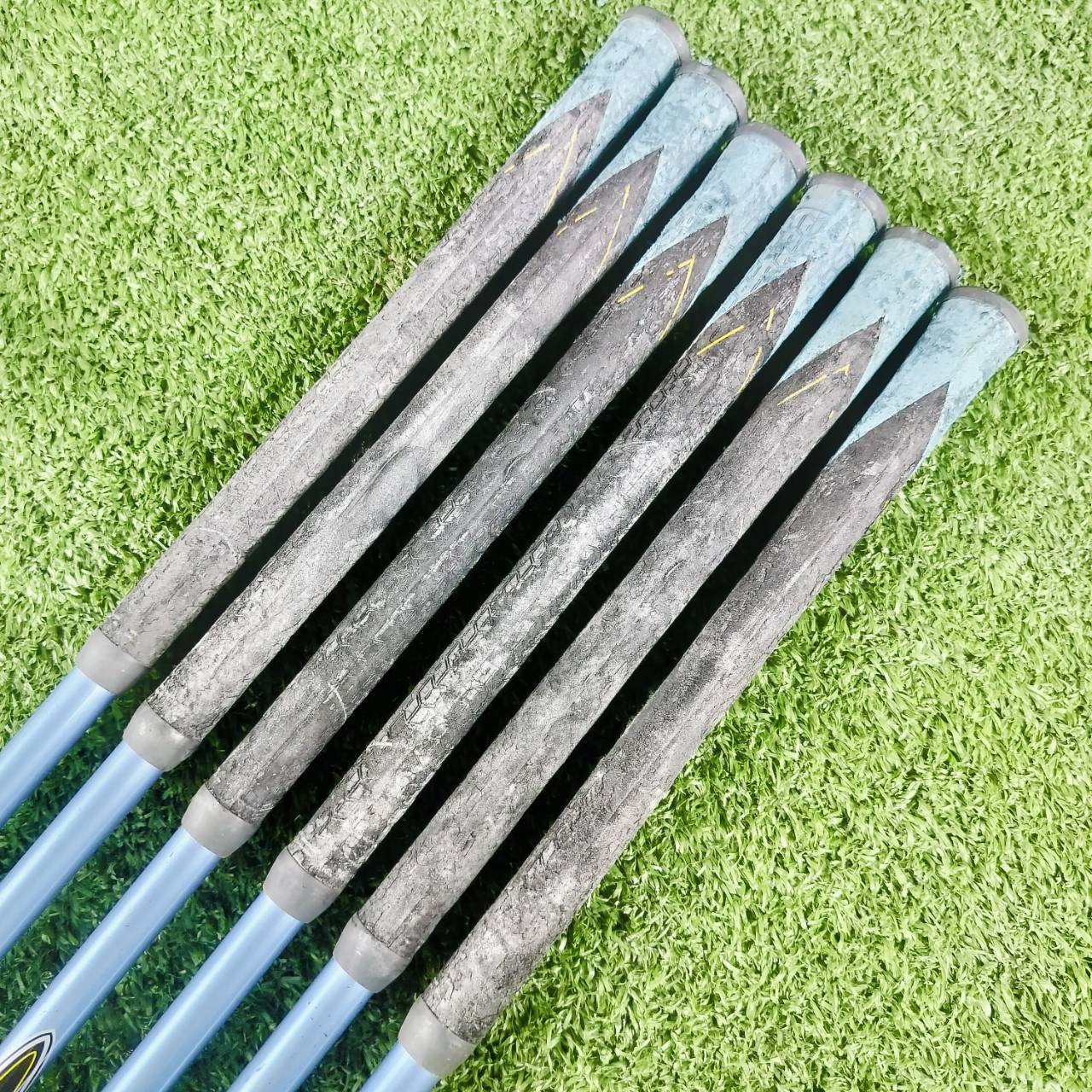 **ไม้กอล์ฟสำหรับผู้หญิง** **กริพเสีย** ชุดเหล็ก Taylormade R7 Draw ก้าน RE*AX45 FLEX LADY เป็นชุดเหล็กที่ช่วยคุณผู้หญิงอย่างมาก ไม้กอล์ฟพรีเมี่ยมมือสอง ของแท้ By NakaraLuxurious
