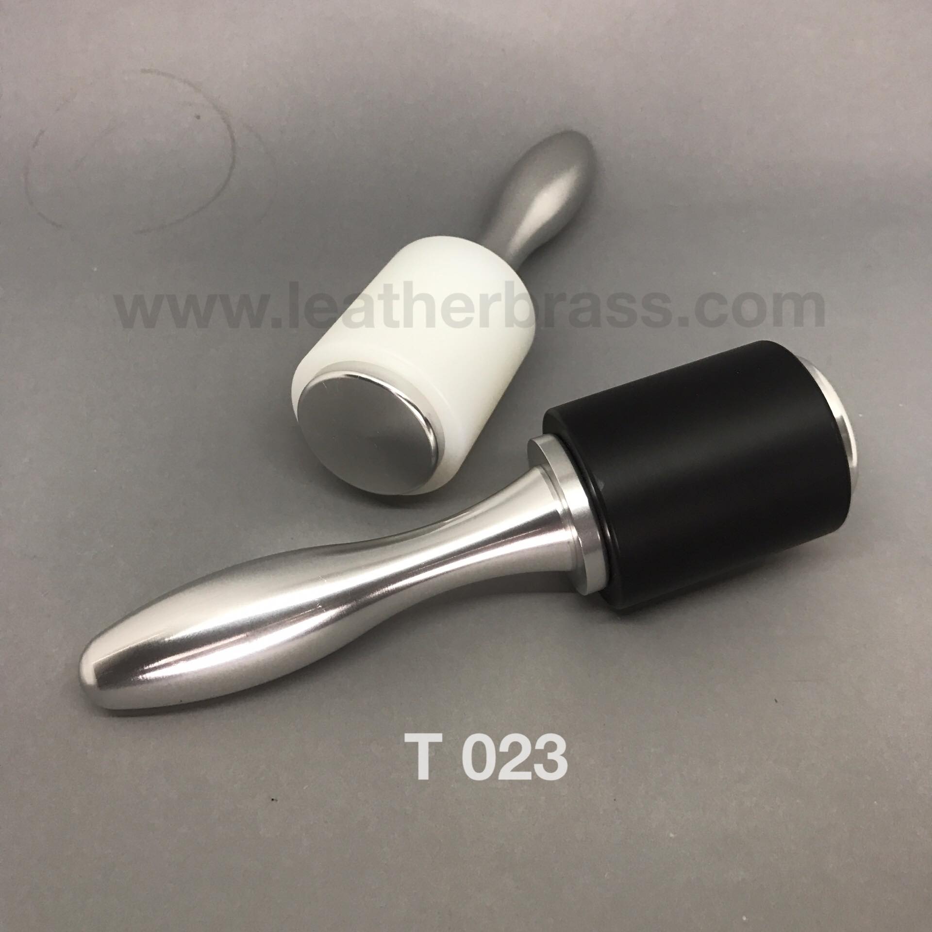 T023 ฆ้อนตอกงานหนัง ด้ามอลูมิเนียม อุปกรณ์เครื่องหนัง leatherbrass**ราคาต่อชิ้น**