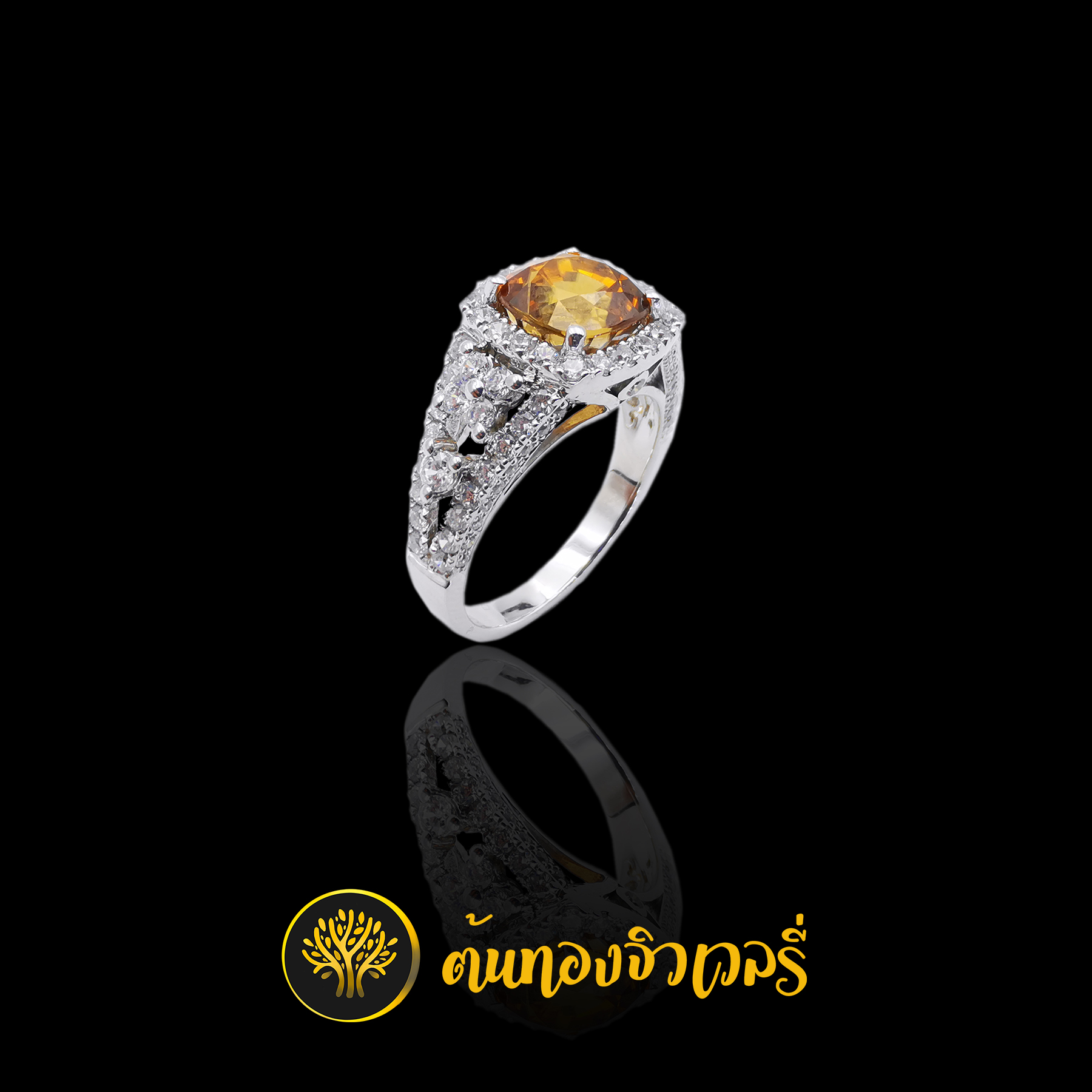 แหวนพลอยเพทาย เพชรล้อม