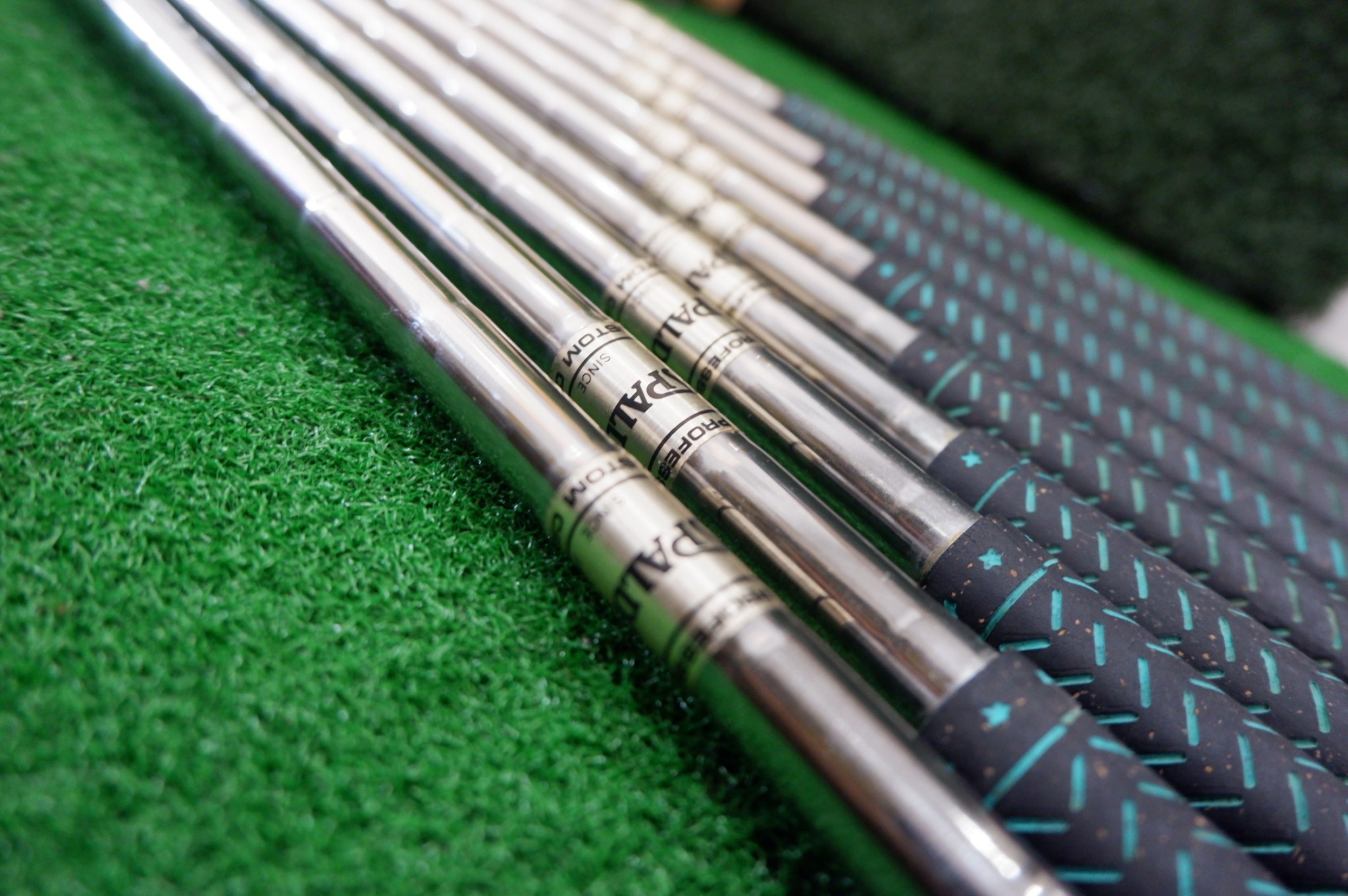 IRON SET SPALDLNG QUGUATA TOUR