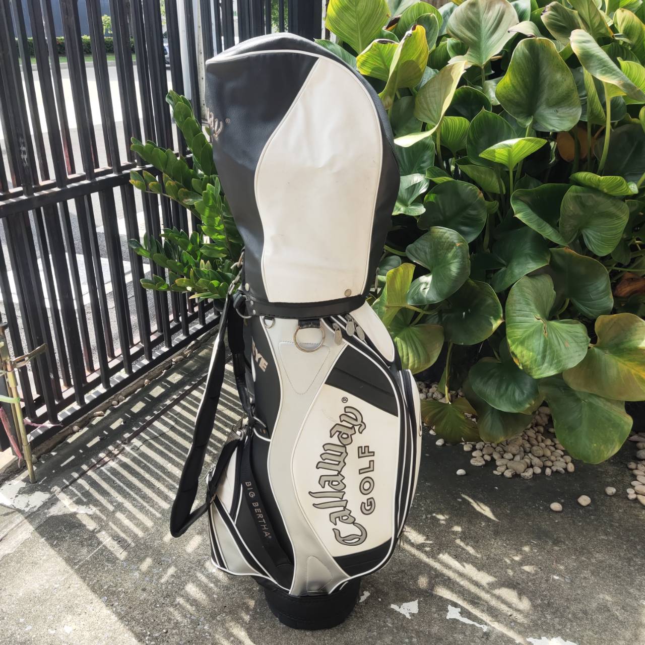 ถุงกอล์ฟ Callaway HAWK EYE VFT มือสอง ของแท้ ถุง TOUR ใบใหญ่มาก สภาพสวยเดิมๆ
