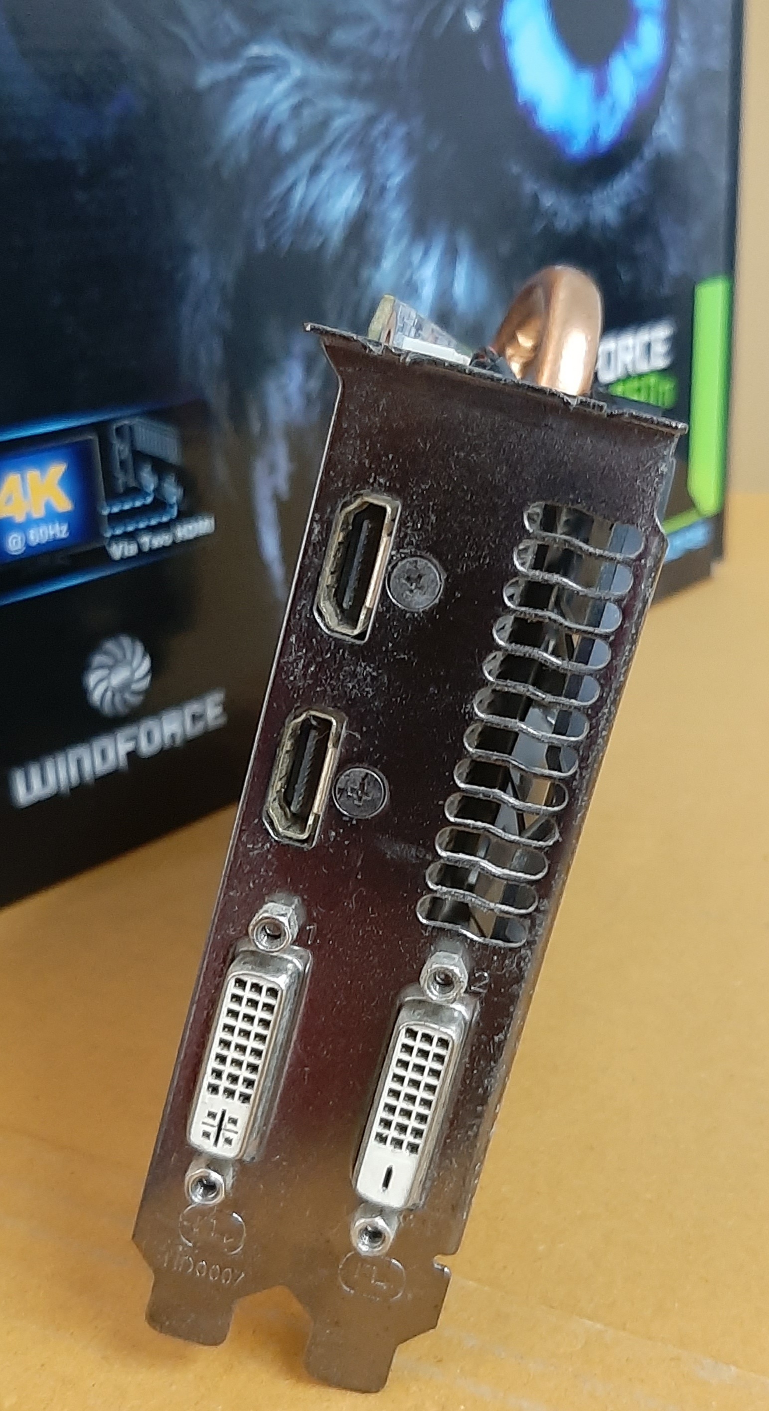 การ์ดจอมือสอง ยี่ห้อ Gigabyte รุ่น GTX750Ti 2GB DDR5 ประกันร้าน 1 เดือน