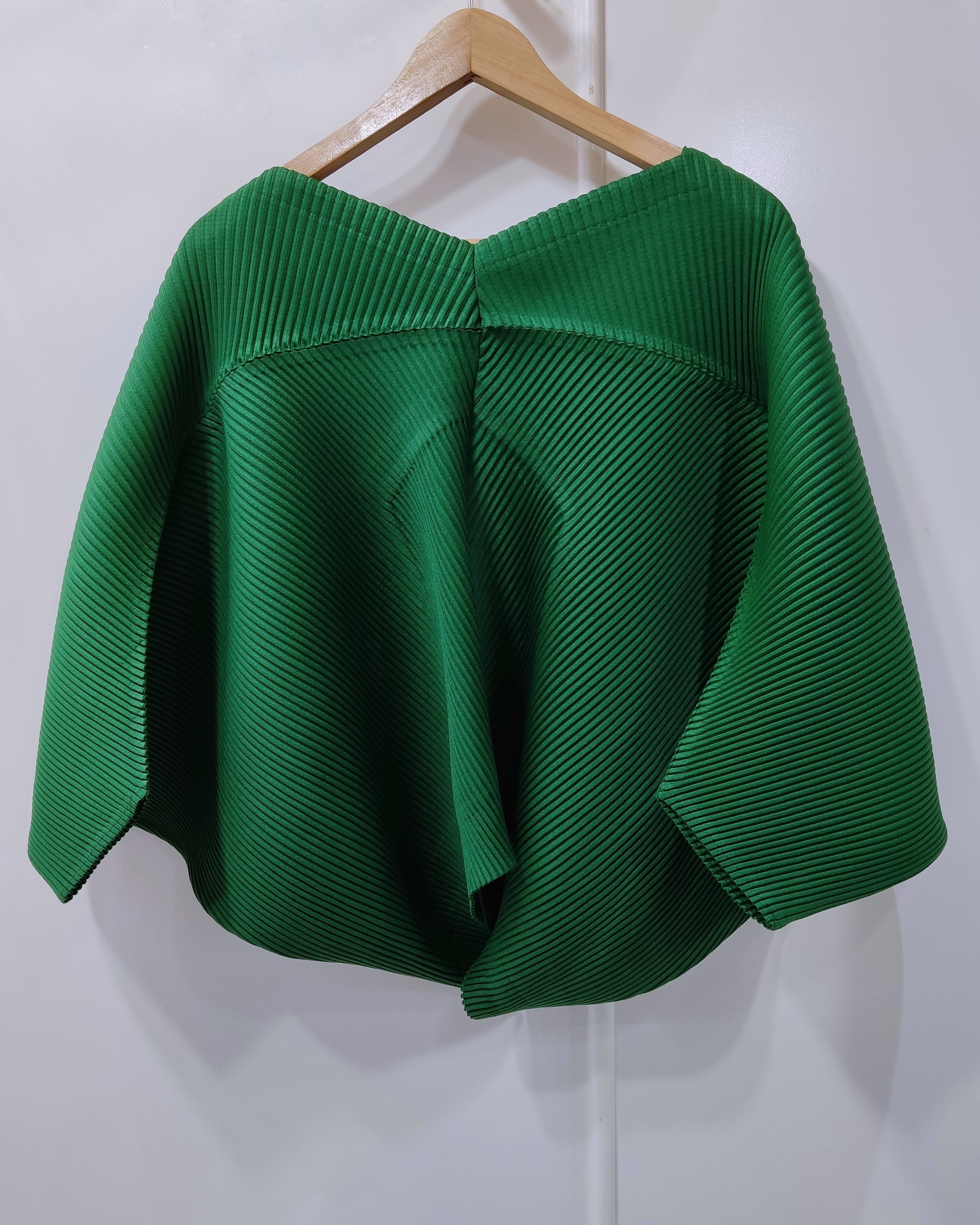 อกถึง 50 นิ้ว 2MUAY รุ่น GA67847 เสื้อคลุมอัดพลีท THICK V NECK PLEATED CARDIGAN 3สี FREE SIZE