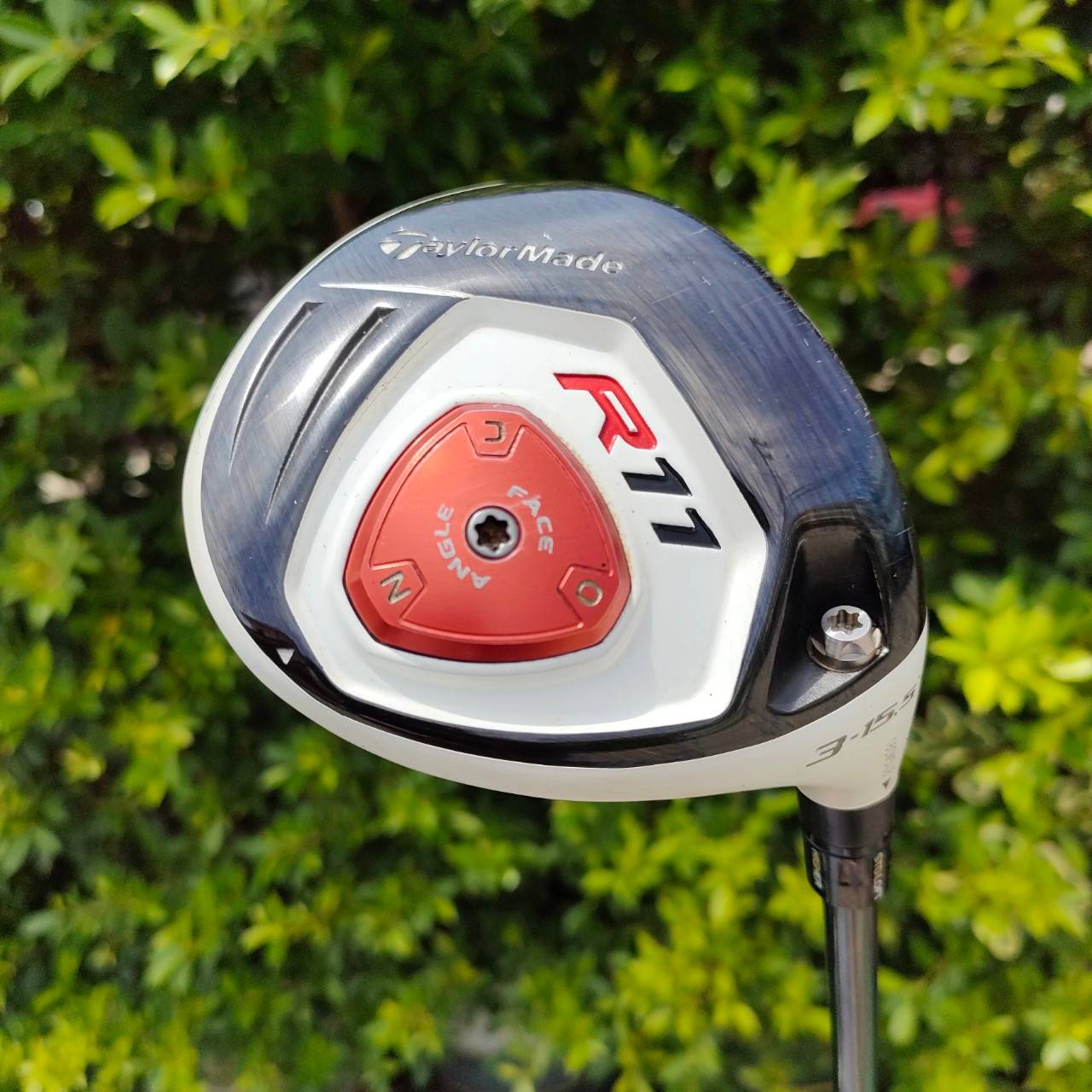 FW3 TAYLORMADE R11 องศา 15.5 ก้าน FUJIKURA MOTORE FLEX R ตีไกลมาก ไขปรับได้ เป็นรุ่นหน้าดำ กระดองขาว, ก้านพรีเมี่ยม FUJIKURA ไม้กอล์ฟมือสอง ของแท้ BY NakaraLuxurious