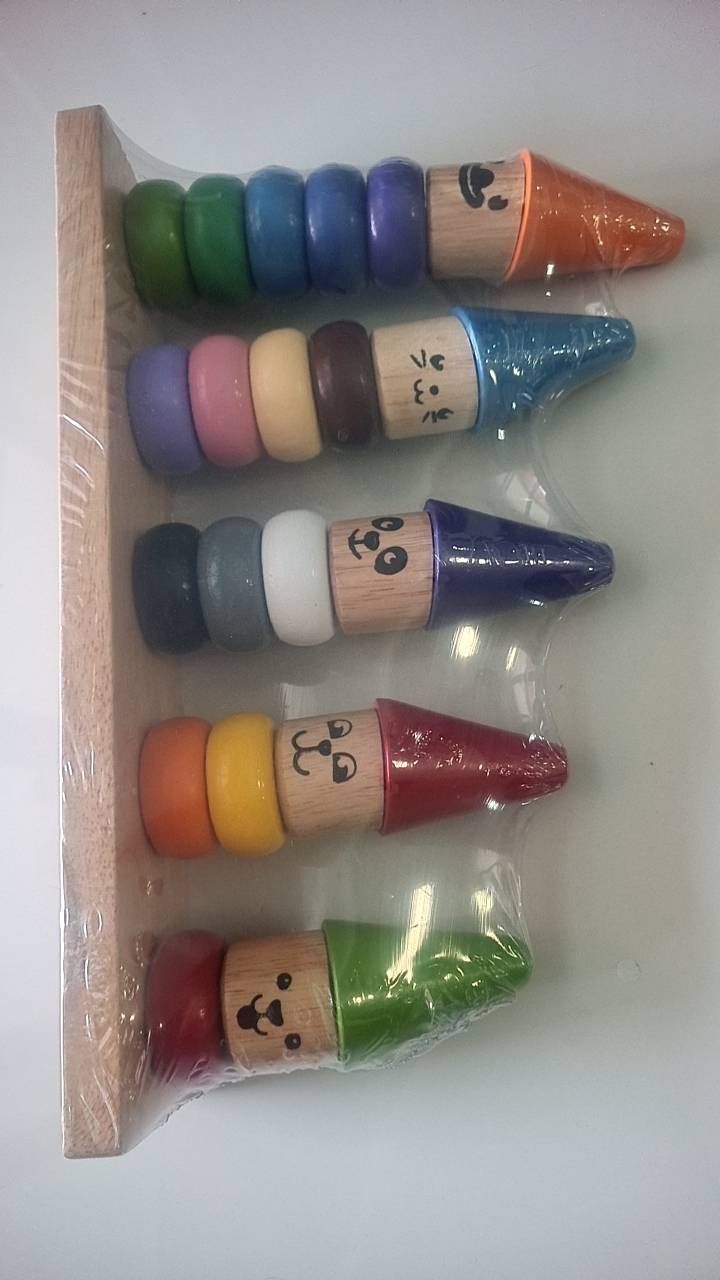 ตัวตลกใส่หมวกสวมหลัก12สี15ชิ้น โดนัทใส่หลัก ของเล่นเสริมพัฒนาการเด็ก ฝึกกล้ามเนื้อมัดเล็ก สมาธิ พร้อมส่ง