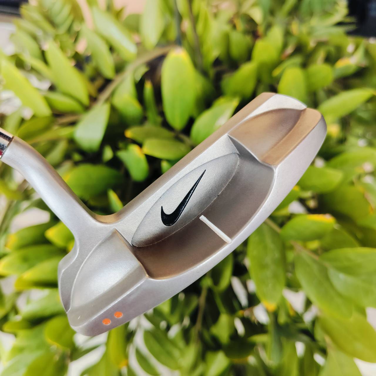 PUTTER NIKE IGNITE 002 ยาว 34 นิ้ว หน้าสัมผัสรุ่นนี้ สุดยอดพิเศษ ทั้งนุ่มและ ช่วยในการเกาะไลน์อย่างมาก ไม้กอล์ฟพรีเมี่ยมมือสอง ของแท้ By NakaraLuxurious