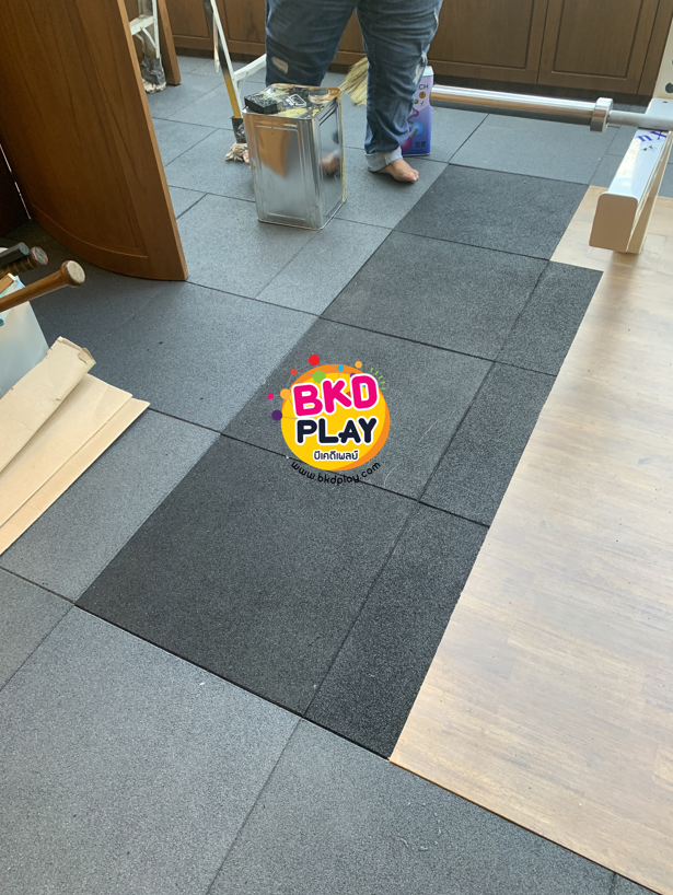 แผ่นยาง EPDM ราคาต่อ1ตร.ม. 4แผ่น แผ่นยางสังเคราะห์ ,แผ่นปูกันกระแทก,แผ่นปูพื้นสนามเด็กเล่น, พื้นยางEPDM ,ปูสนามเด็กเล่น,สนามกีฬา ห้องฟิตเนส พร้อมส่ง ราคาโรงงาน มีสีดำ เทา น้ำเงิน เหลือง แดง เขียว