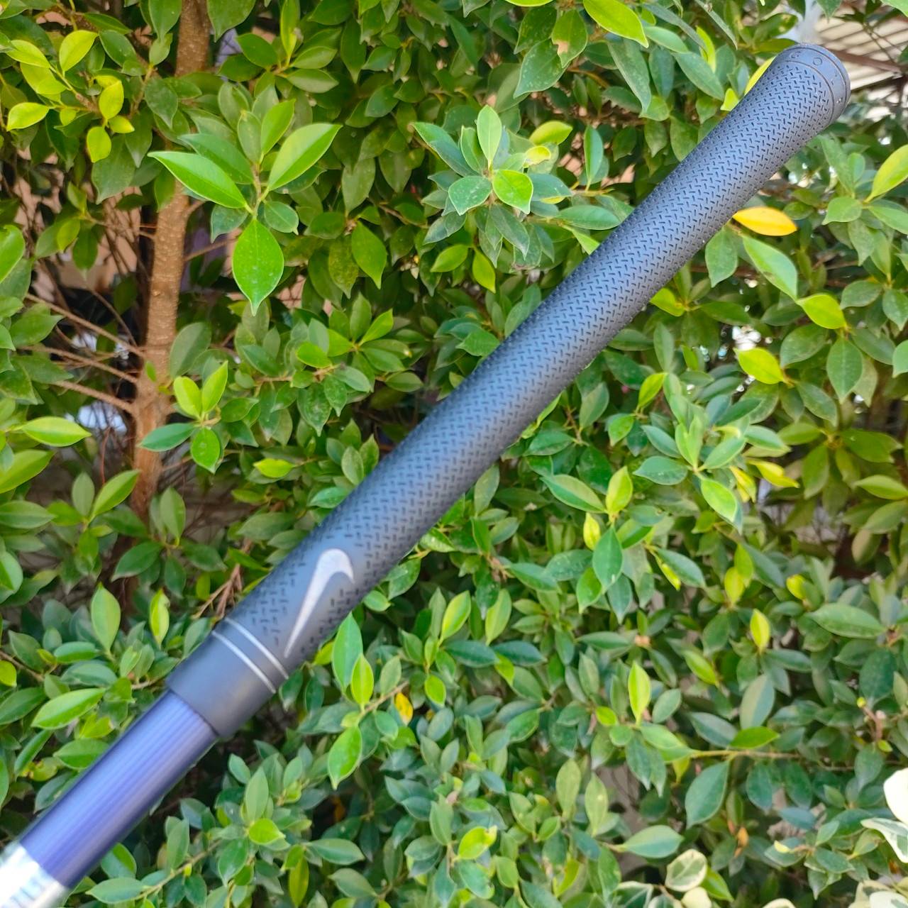 DRIVER NIKE 400 CC องศา 11 ก้าน NIKE GOLF FLEX R สภาพสวยเดิม หัวไม่ใหญ่มาก เร่งสปีดได้ดีมากๆ มือใหม่ตีได้ ไม้กอล์ฟมือสอง ของแท้ BY NakaraLuxurious