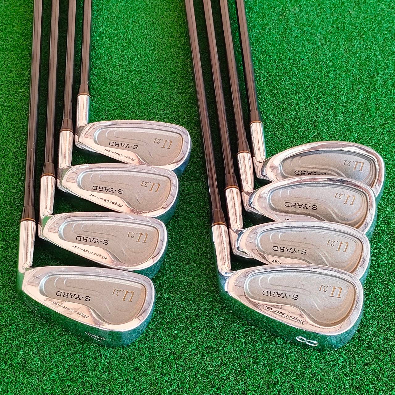 ชุดเหล็ก S-YARD U.21 มีเหล็ก 4-9 เเละ AW SW ก้าน S-YARD U.21 FLEX R เหล็กในตำนานที่หาตัวเทียบยาก เป็นเหล็ก FORGED UNDER-CUT และ มี CAVITY ลึก ตีง่าย