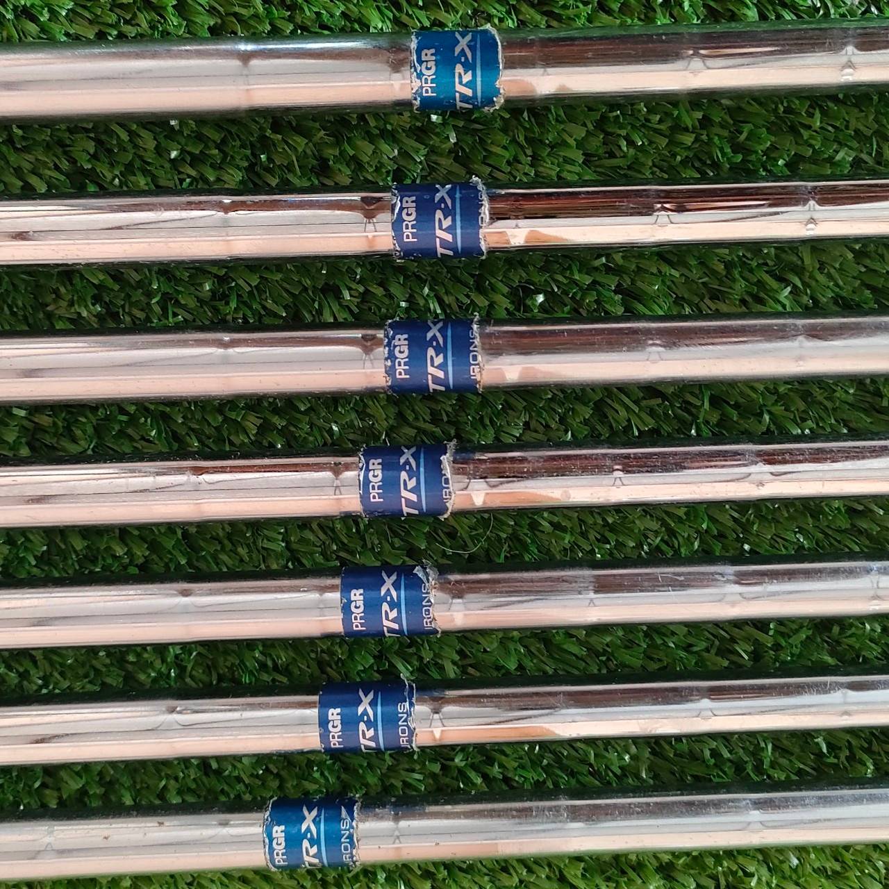 ชุดเหล็ก PRGR TR-X 915CR มีเหล็ก 5-9 เเละ PW AW ก้าน PRGR TR-X FLEX R เหล็กพรีเมี่ยมญี่ปุ่น ไม้กอล์ฟมือสอง ของแท้ BY NakaraLuxurious