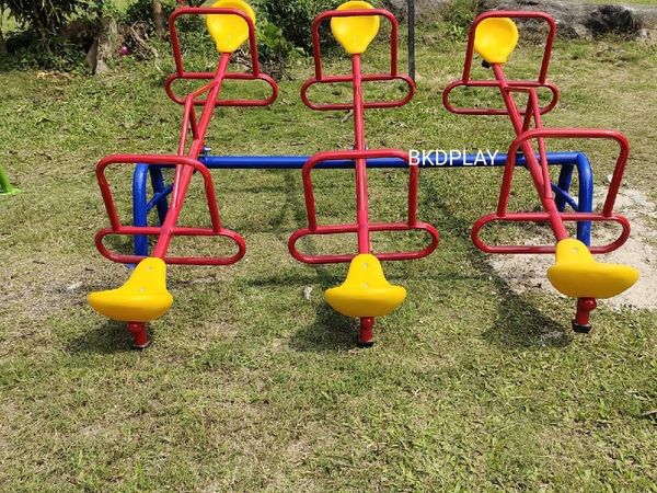 เครื่องเล่นสนาม กลางแจ้ง เหล็ก,คานกระดก 6 ที่นั่ง Outdoor Playground, ราคาโรงงาน สินค้าสั่งผลิต 10-20 วัน