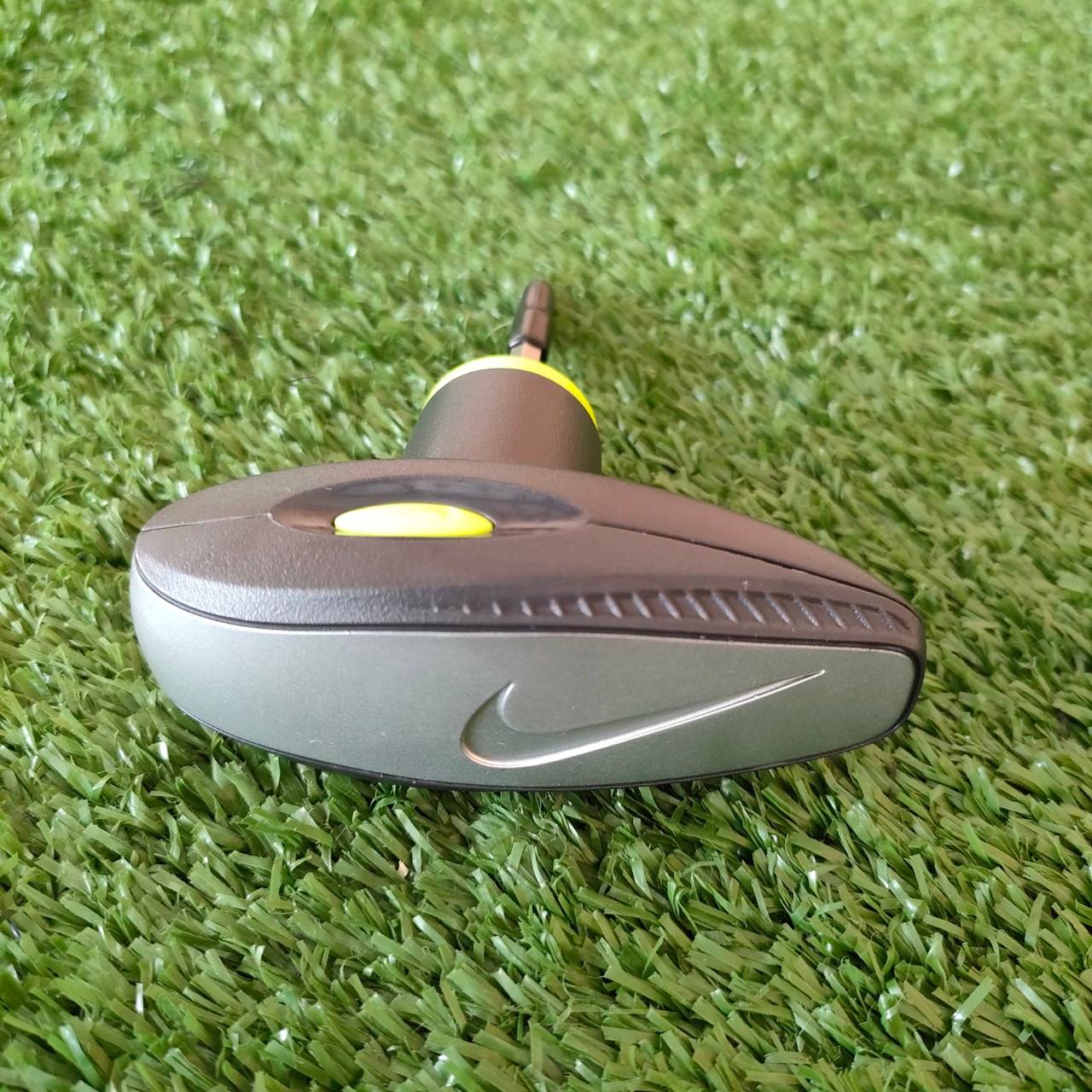 ตัวไข NIKE มือสอง สวยเท่ห์ ครับ