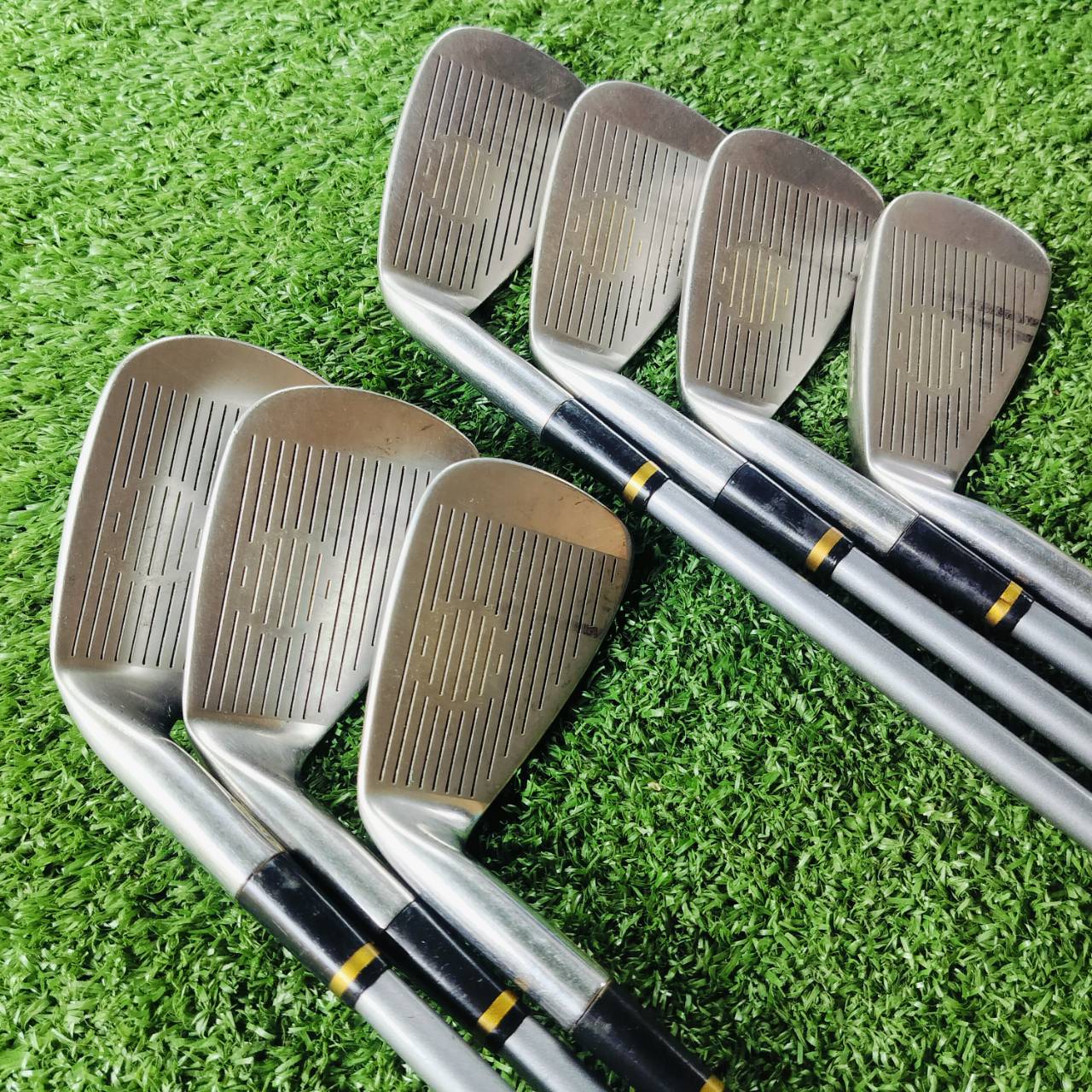 ชุดเหล็ก KING COBRA มีเหล็ก 5-9 PW SW ก้านกราไฟต์ COBRA FLEX R ใบใหญ่ OVERSIZE ตีได้ระยะ และตีไกลแบบสุดๆ ไม้กอล์ฟพรีเมี่ยมมือสองญี่ปุ่น ของแท้ By NakaraLuxurious