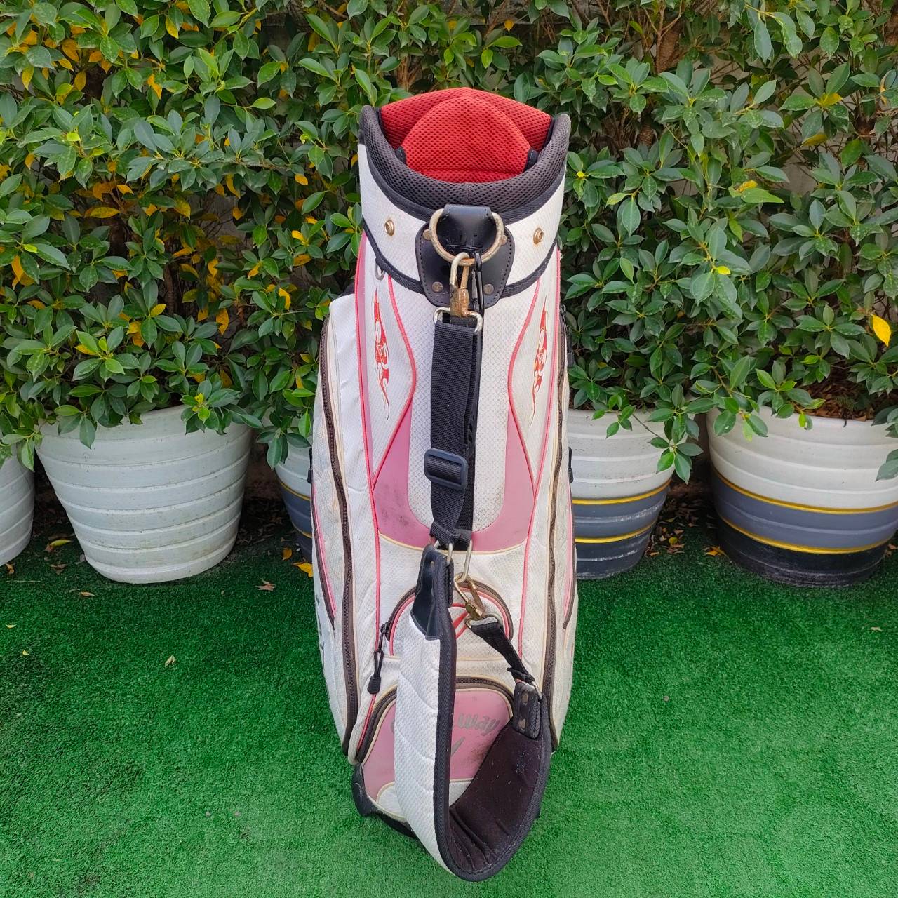 ถุงกอล์ฟ CALLAWAY แท้ DIABLO OCTANE มือสอง ใช้งานได้ปกติ สีเริ่มซีดครับ