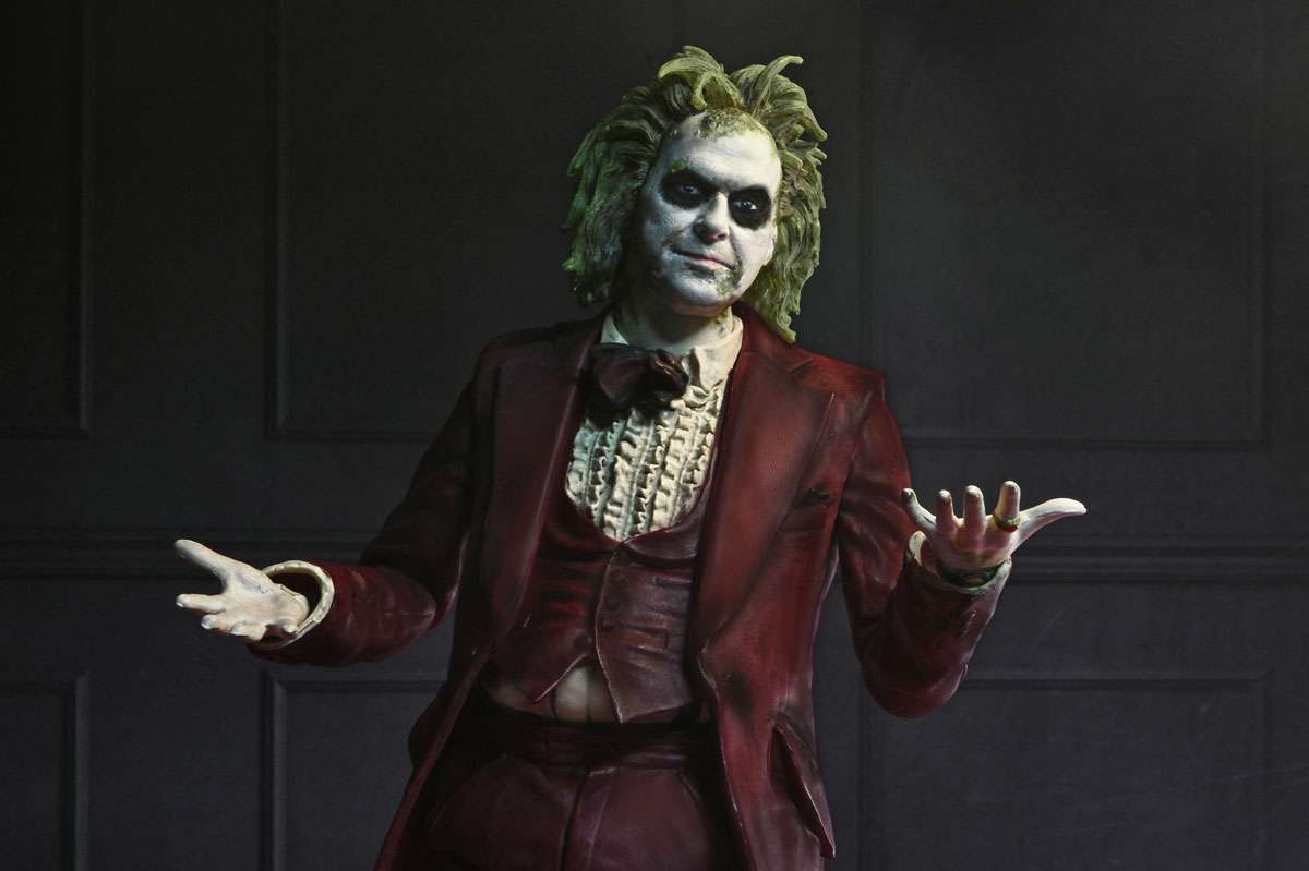 [สั่งจอง]Neca 7" : Ultimate "Red Tuxedo" Beetlejuice