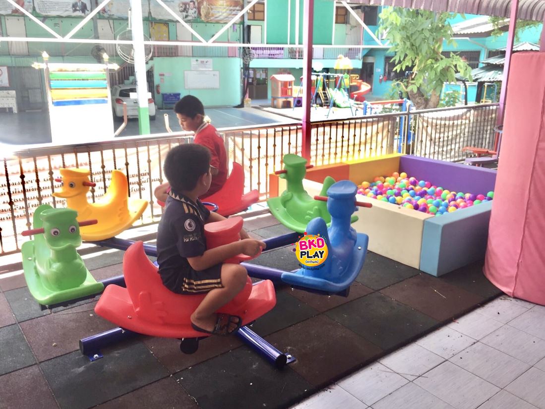 ม้าโยก,ม้าหมุนเป็ด ของเล่น สินค้าพร้อมส่ง คิดค่าส่งตามจริง สินค้าราคาโรงงาน