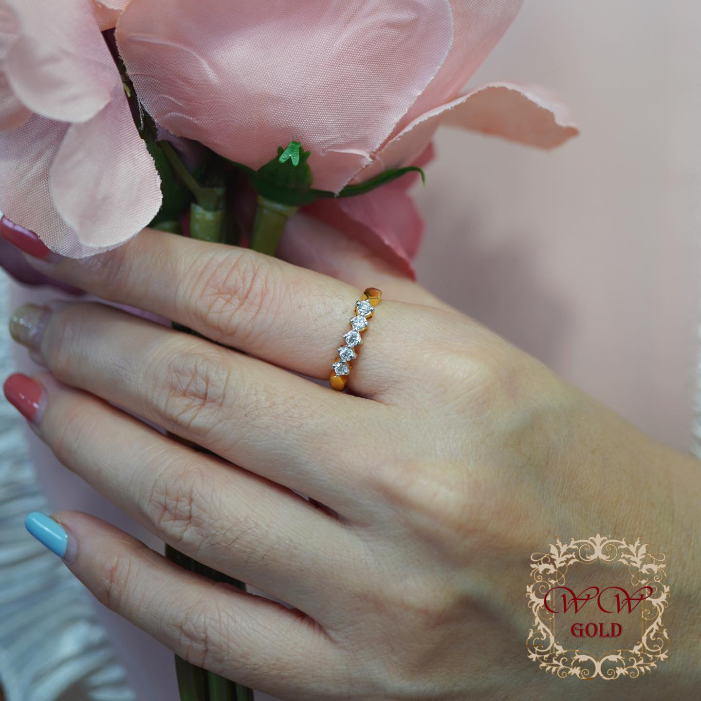 แหวนเพชรแถว 5 เม็ด