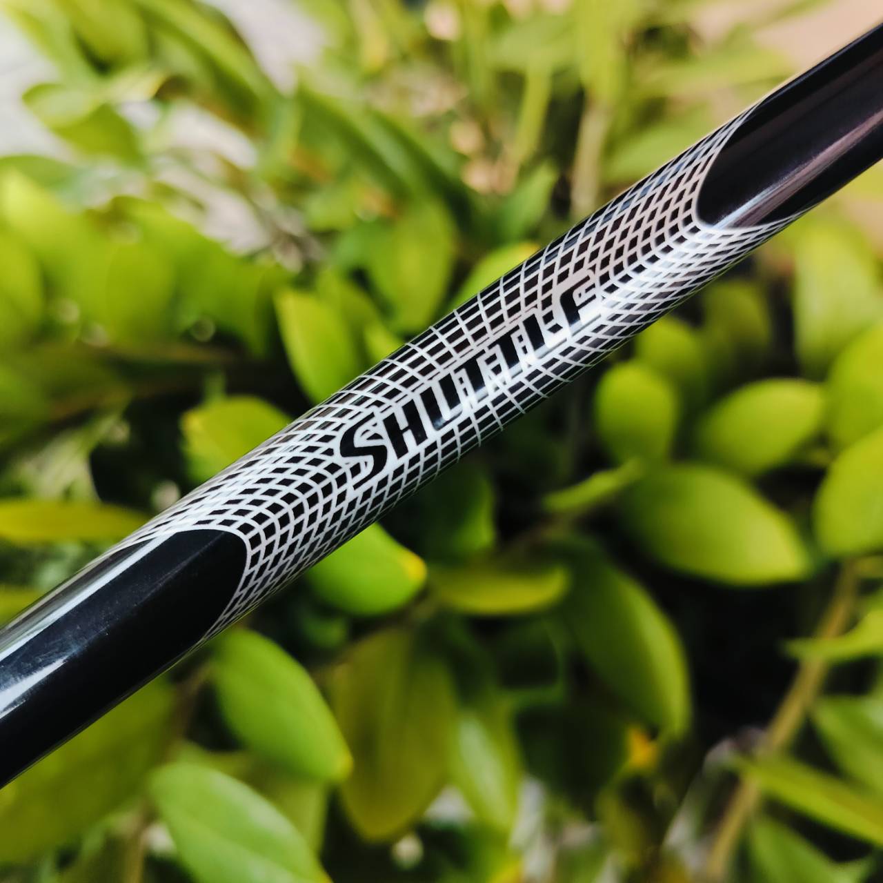 FW2 MARUMAN SHUTTLE รุ่น i4000X หน้าเด้ง MARAGING เป็น MINI DRIVER ที่ตีไกลกว่า DRIVER หัวแบนและขนาดใหญ่เท่าฝ่ามือ ตีโดนง่ายมาก และไกลสุดขีดเลยค่ะ ไม้กอล์ฟพรีเมี่ยมมือสอง ของแท้ BY NakaraLuxurious