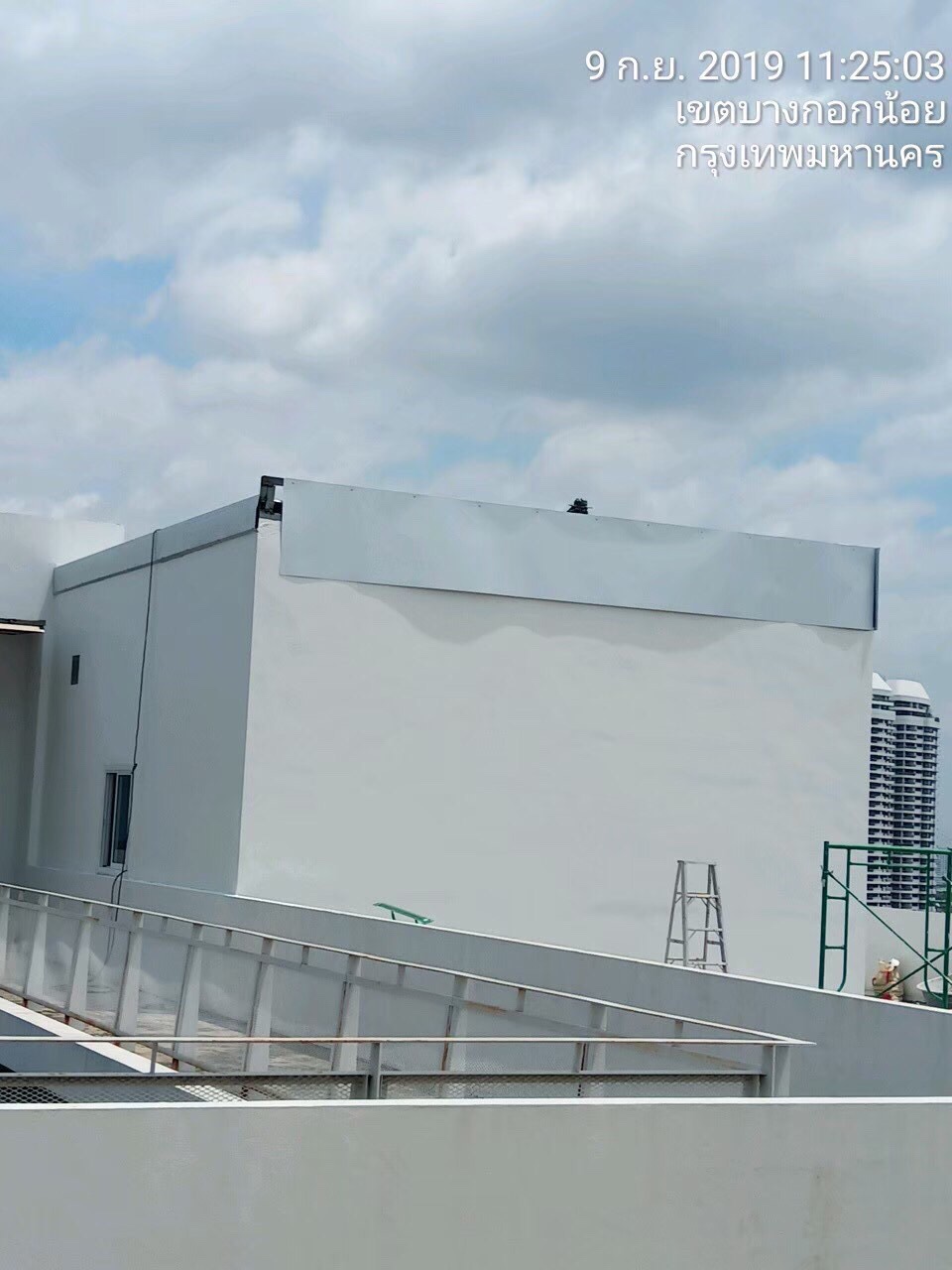 สร้างอาคารสำนักงาน ตึกศรีสวรินทิรา ชั้น15 ศิริราช