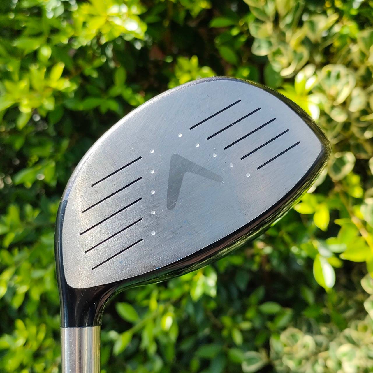 DRIVER CALLAWAY LEGACY BLACK องศา 10.5 ก้าน MOTORE F1 FUJIKURA FLEX SR เป็นรุ่นพรีเมี่ยมสูงสุดของ Callaway เป็นงาาน JDM เน้นขายในประเทศญี่ปุ่น ตีดีแบบสุดๆ เหมาะกับคนเอเชีย เน้นตีสบายๆ ไม่ต้องซ้อมมาก ก็ตีได้ง่ายและไกลมากๆ ก้านก็แพงมาก ตอนออกใหม่ราคา หลายหม