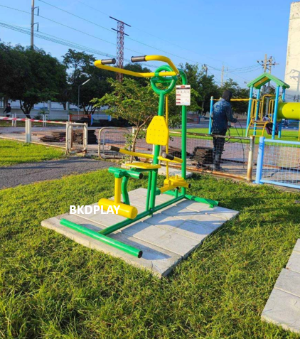 ชุดเครื่องออกกำลังกายกลางแจ้ง6รายการ โปร99,900 สนามกีฬา, เครื่องออกกำลังกายผู้ใหญ่, เครื่องออกกำลังกายสวนสาธารณะ หมู่บ้าน,Exercise equipment outdoor , OutdoorPlayground ,ราคาโรงงาน
