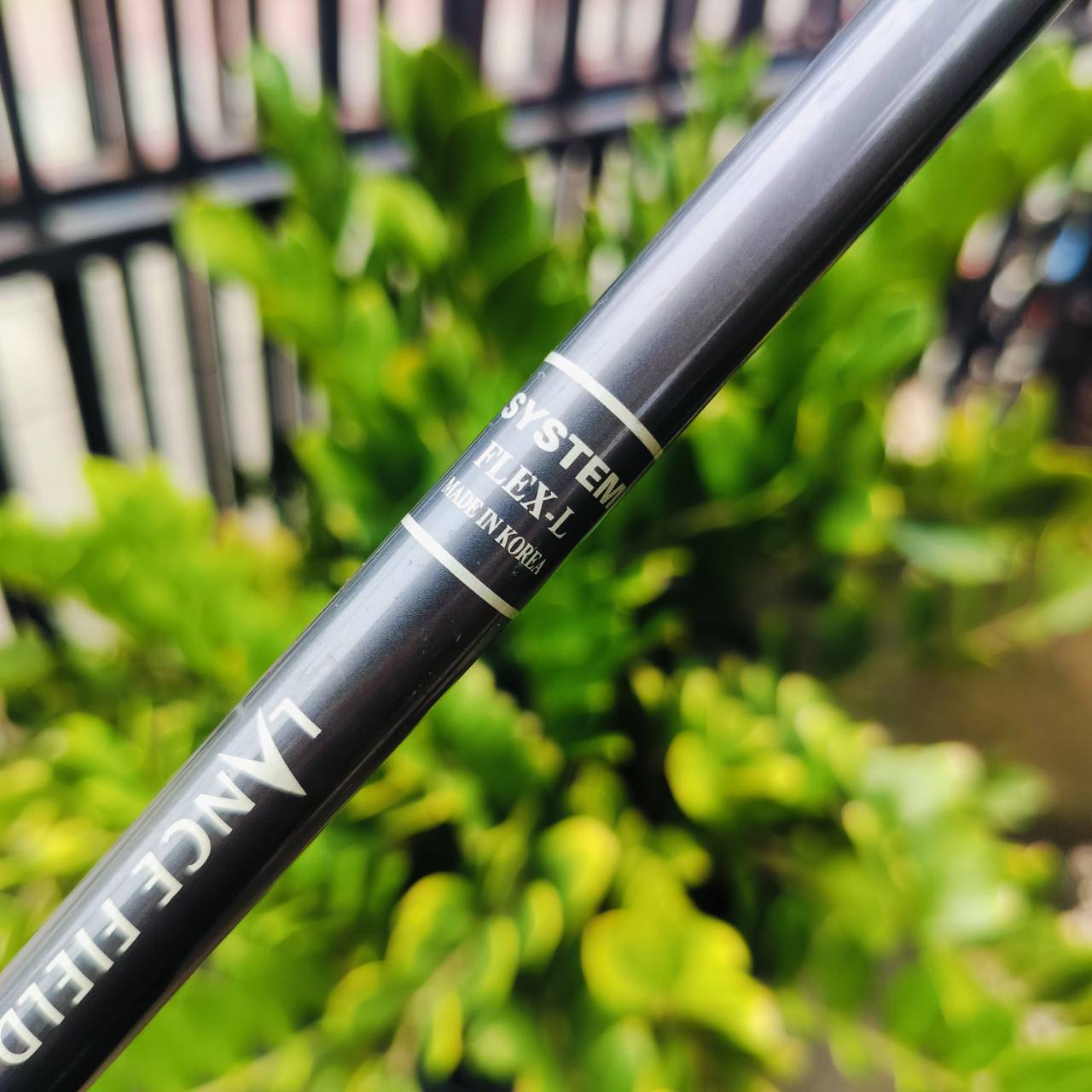 ** ก้านกราไฟต์ใส่ไฮบริดผู้หญิง ** ก้าน LANCE FIELD LF-501 มือสอง ความยาว 39 นิ้ว ค่ะ MADE IN KOREA มือสอง ของแท้ By NakaraLuxurious