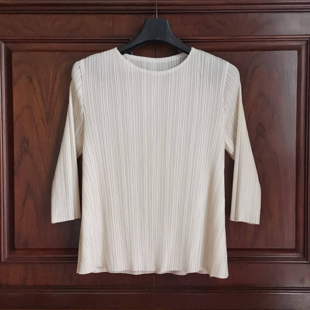 2MUAY รุ่น GJO7097 เสื้ออัดพลีทงานคุณภาพ FLARED PLEATED TOP สีดำ FREE SIZE