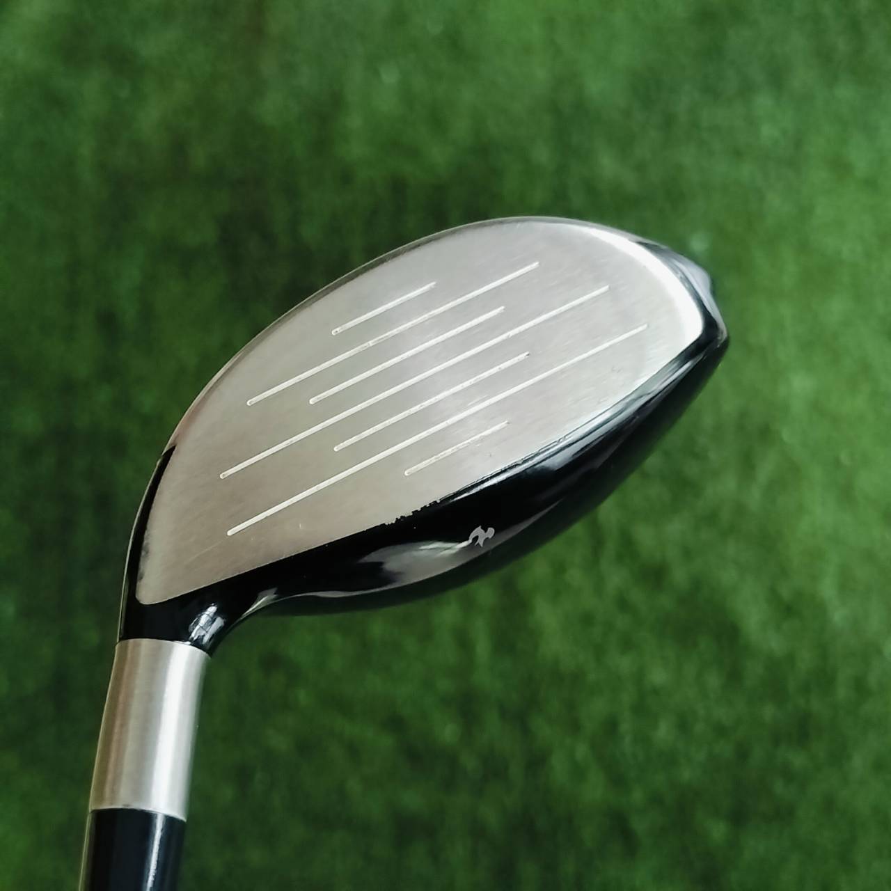 FW5 TAYLORMADE BURNER องศา 18 ก้าน RE*AX SUPERFAST FLEX S ตีง่าย รูปทรงยื่นออกทางด้านหลังเยอะ ทำให้ชดเชยความผิดพลาดได้มากๆ ไม้กอล์ฟพรีเมี่ยมมือสอง ของแท้ By NakaraLuxurious