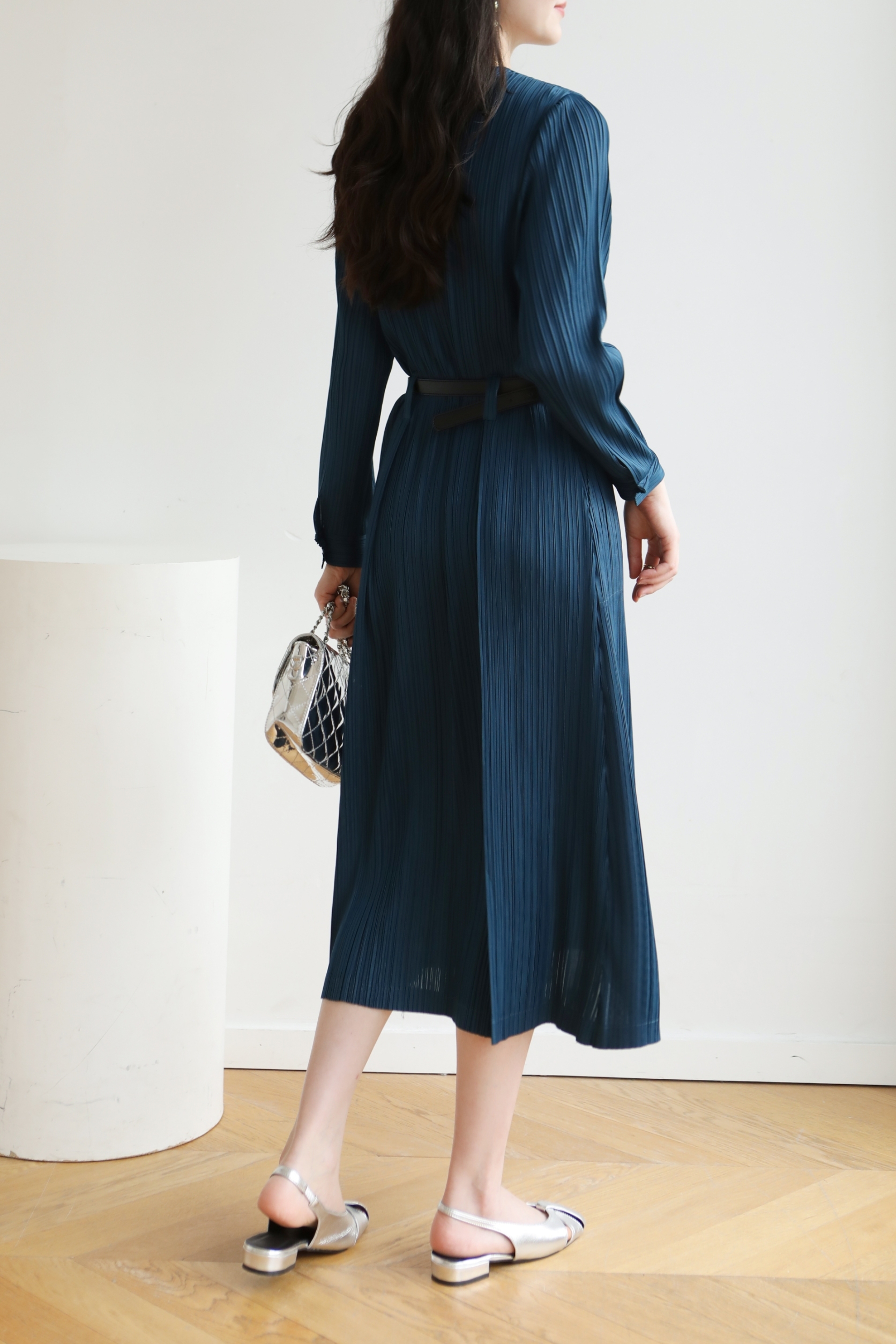 2MUAY รุ่น GJO1135 เดรสพลีทคุณภาพ V NECK LONG SLEEVE PLEATED DRESS 8 สี FREE SIZE