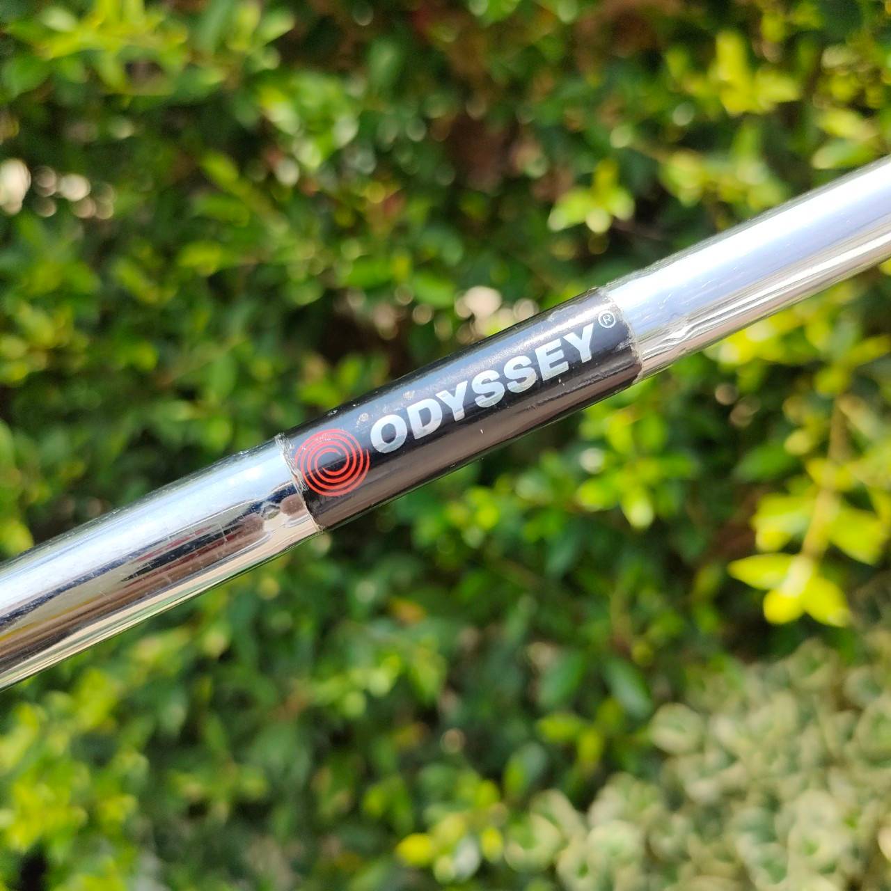 PUTTER ODYSSEY DUAL FORCE TM 330 ความยาว 35 นิ้ว รุ่นหน้าดำมาอีกแล้ว ก้าน ODYSSEY DUAL FORCE รุ่นนี้ที่เป็นรุ่นยอดนิยมมากๆ เพราะ หน้าไม้รุ่นนี้ ทั้งนุ่มและหนึบมาก เกาะไลน์มาก