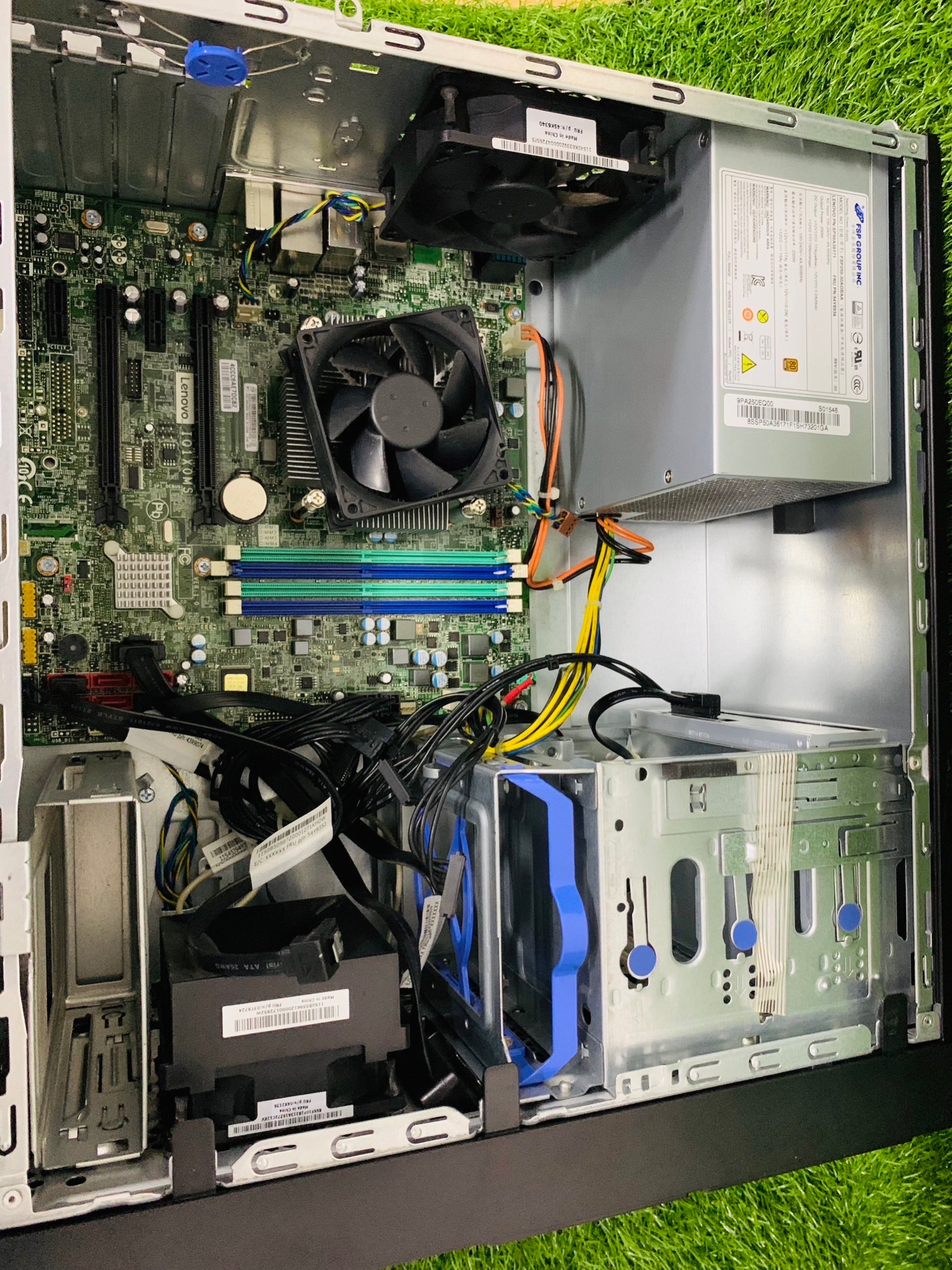 เซิร์ฟเวอร์ SERVER Lenovo ThinkServer TS150 Intel Xeon E3-1225 V5