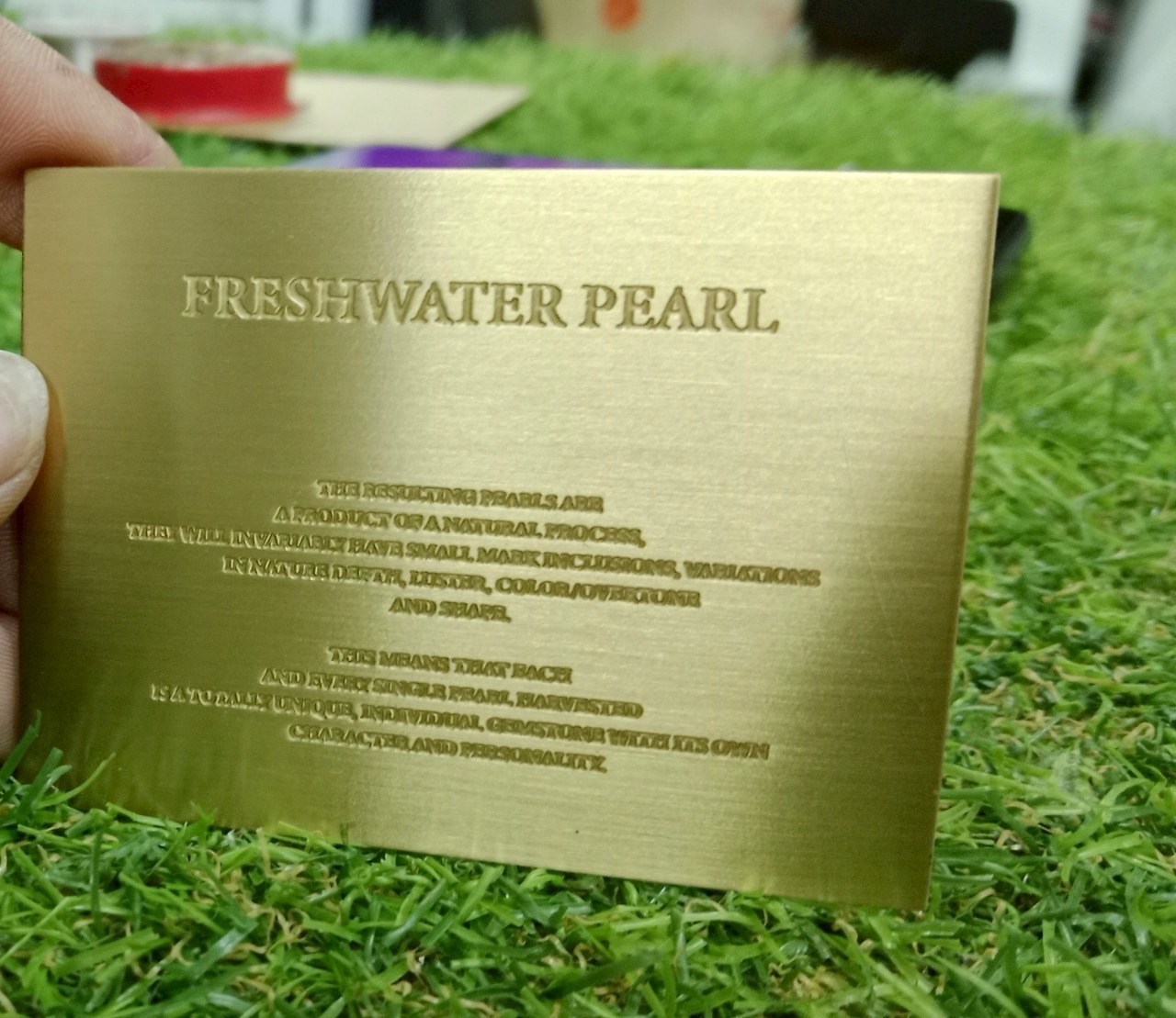 งานป้ายทองเหลืองกัดกดลงสี งานทองเหลืองรมดำ งานทองเหลืองขึ้นรูป