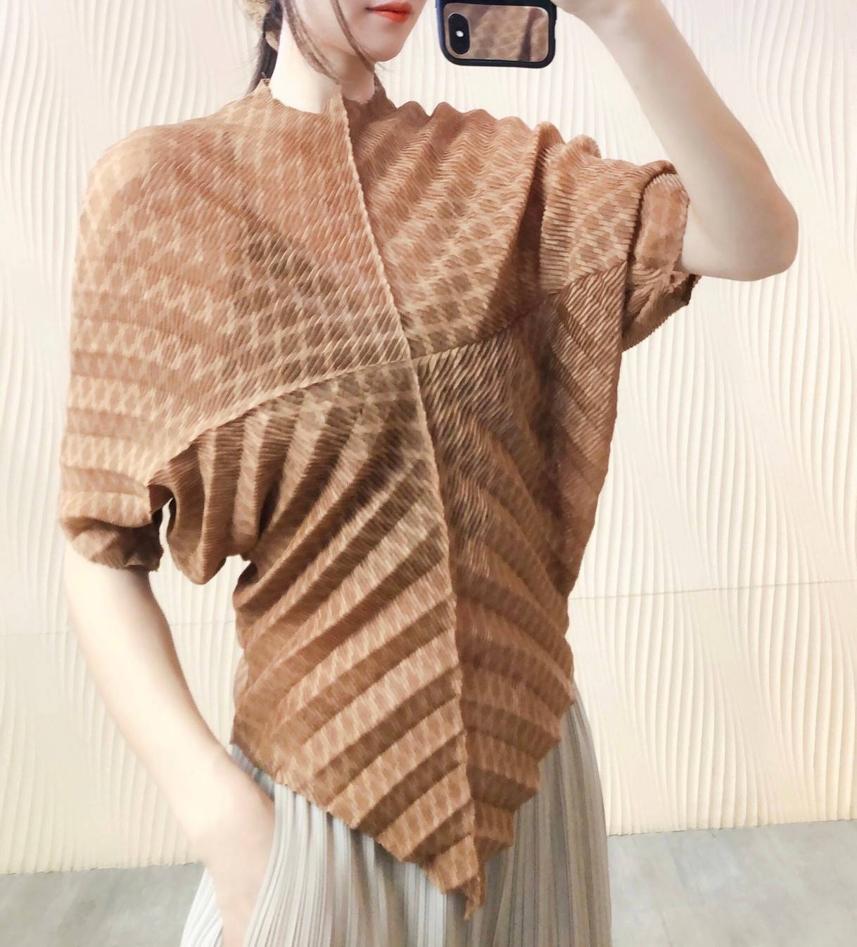 ปรับราคาลง40%!! 2MUAY รุ่น ZZ9343 เสื้อผู้หญิง เสื้อพลีทคุณภาพ 7สี FREE SIZE 3D FOLD PLEATED TOP