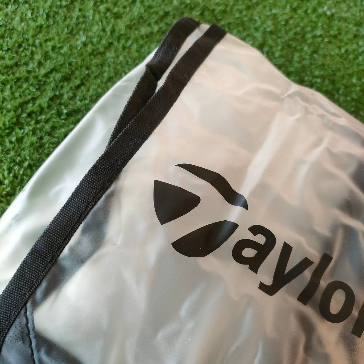ถุงคลุมกันฝนถุงกอล์ฟ TAYLORMADE RBZ มือสอง สภาพสวยนางฟ้า หน้าฝนต้องมี ไม้กอล์ฟมือสอง ของแท้ BY NakaraLuxurious