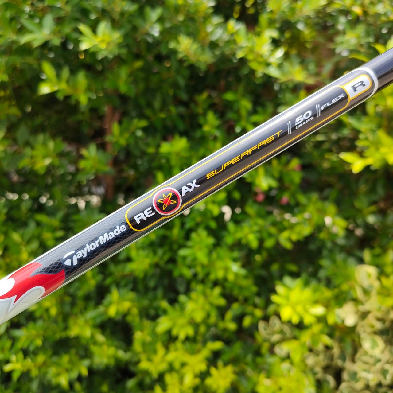 FW5 TAYLORMADE BURNER องศา 18 ก้าน RE*AX FLEX R กระดองเคฟล่า และ ดีไซน์ให้เป็นสามเหลี่ยม เด้งทั้งกระดอง ตีง่ายและ ตีไกลมากๆ เสียงเพราะมาก ไม้กอล์ฟมือสอง ของแท้ BY NakaraLuxurious