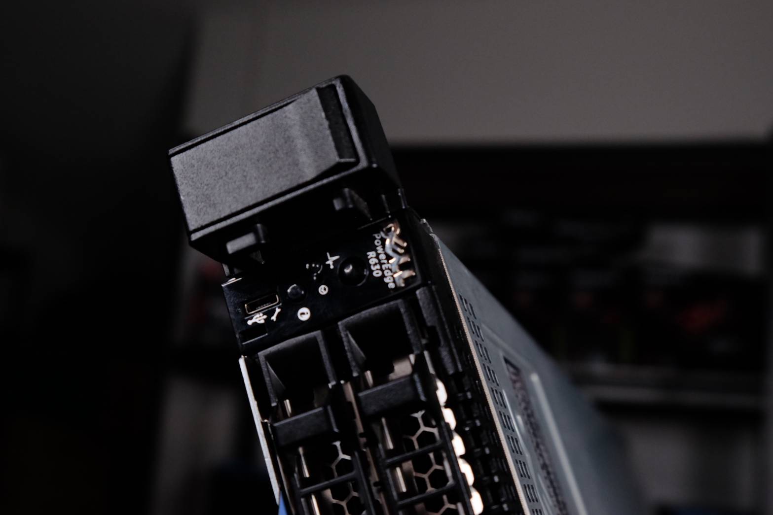 Dell PowerEdege R630 แรมเยอะ