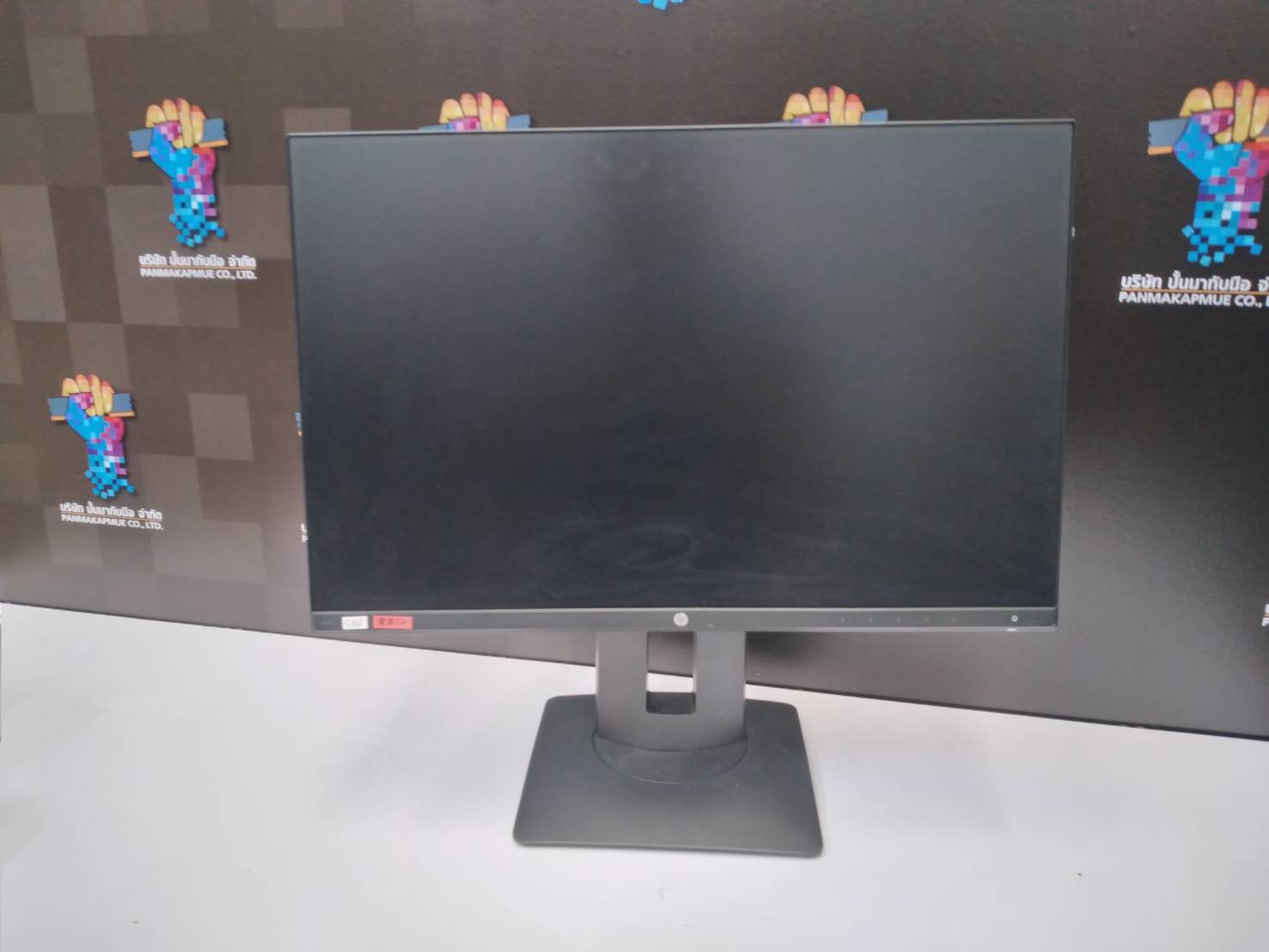 HP Z24n 24-inch Narrow Bezel IPS Display สำหรับงานออกแบบ สีตรง ไม่เพี้ยน