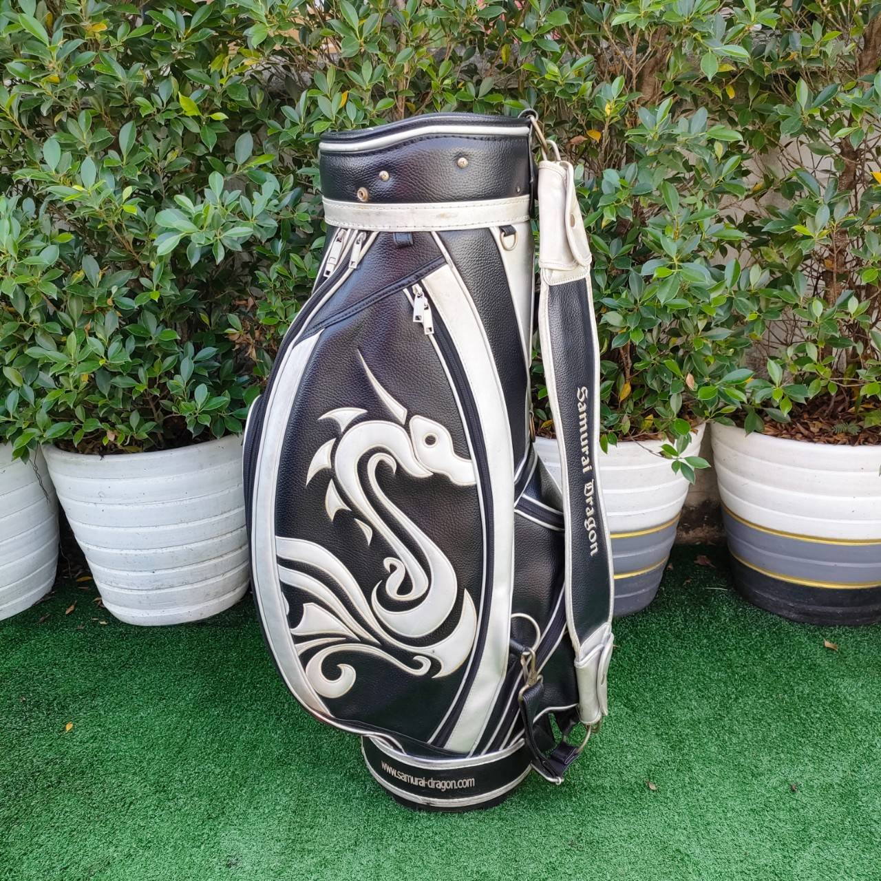 ถุงกอล์ฟ SAMURAI -DRAGON ** มีตำหนิคอพเวอร์ขาด เเละ เเป๊กหลุด**