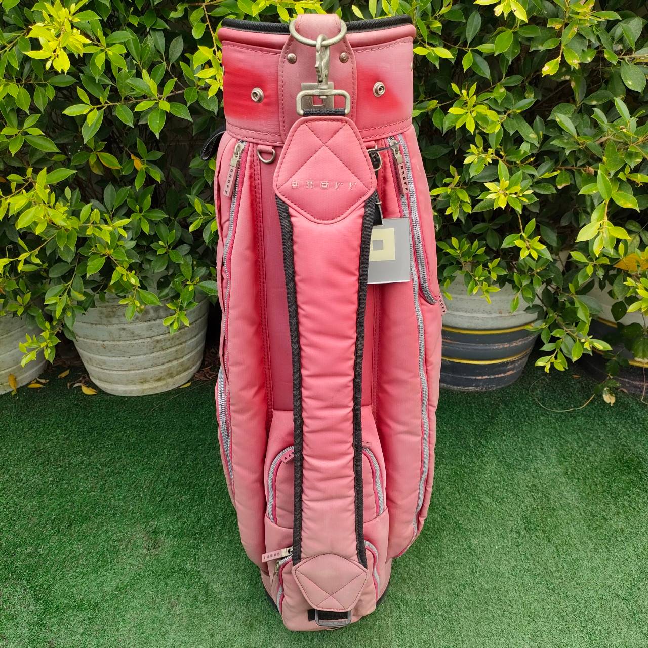 ถุงกอล์ฟ ONOFF GOLF MATTERS มือสอง ** ถุงกอล์ฟ สีซีด ** นอกนั้นใช้ได้หมด