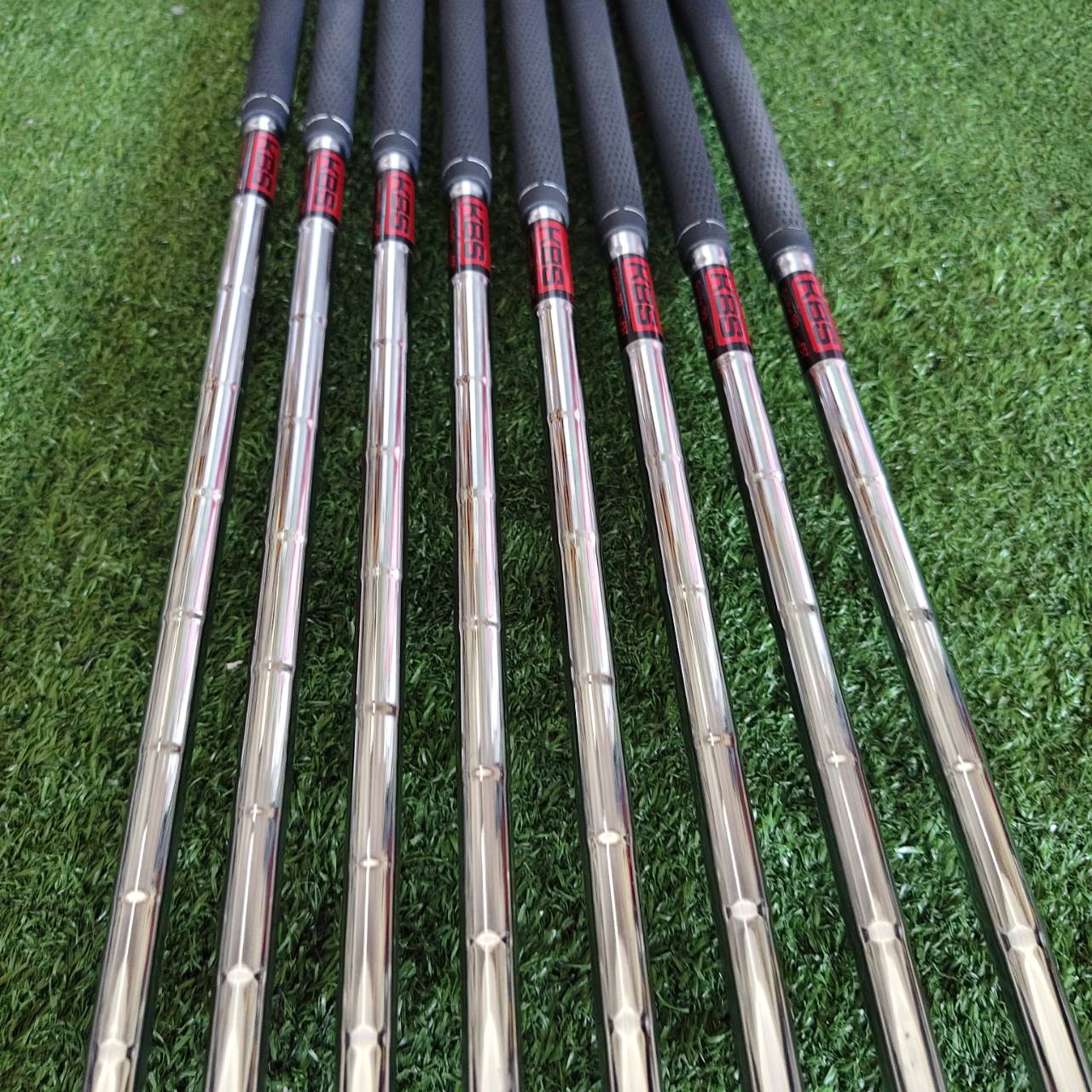 ชุดเหล็ก Taylormade R9 ใช้เทคโนโลยี Inverted Cone Technology ซึ่งช่วยขยายพื้นที่ Sweet Spot