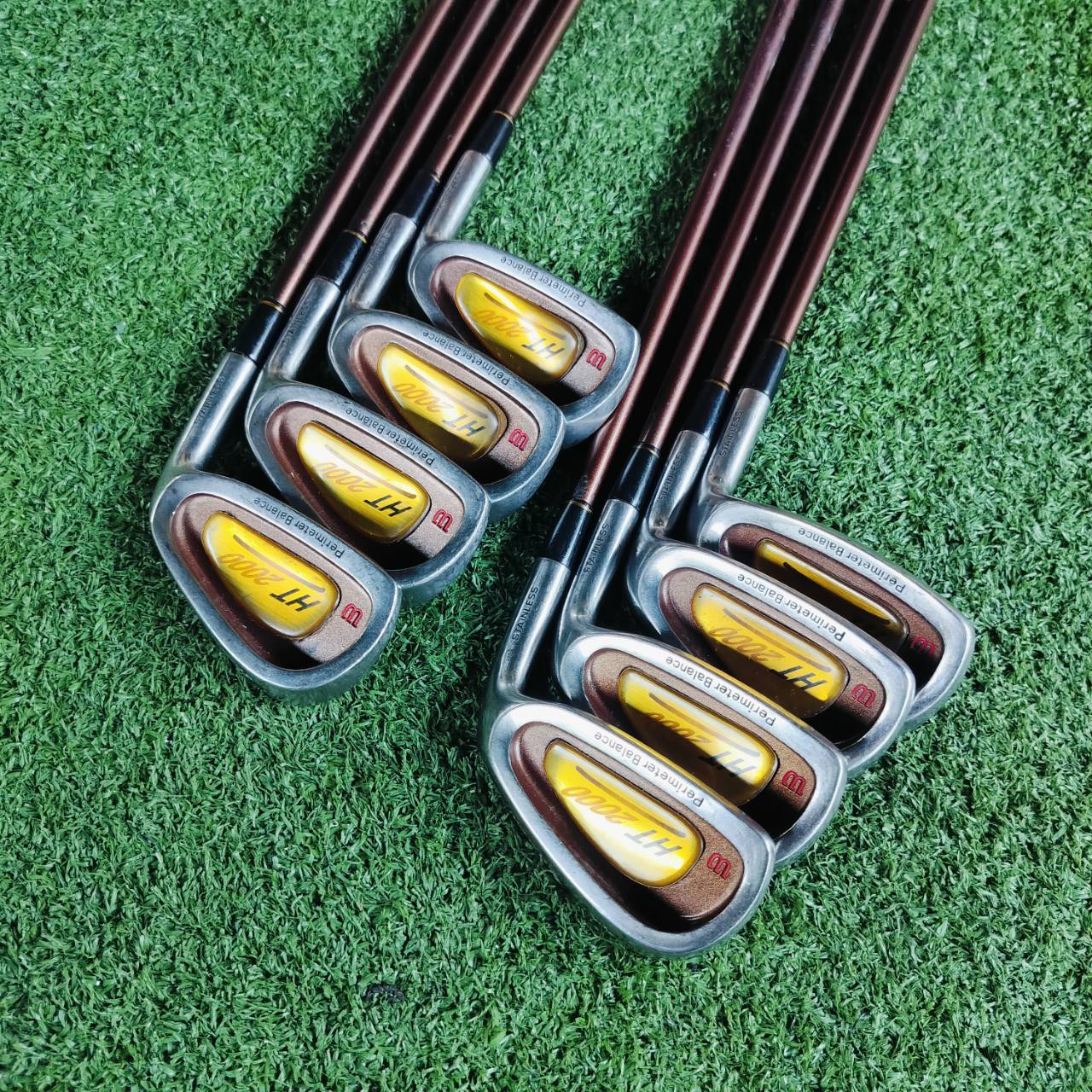 ชุดเหล็ก WILSON HT 2000 PERIMETER BALANCE มีเหล็ก 4 5 6 7 8 9 P S เหล็กสภาพสวยทุกเหล็ก เดิมๆ ก้านเดิมทุกเหล็ก เลยค่ะ ไม้กอล์ฟพรีเมี่ยมมือสอง ของแท้ By NakaraLuxurious