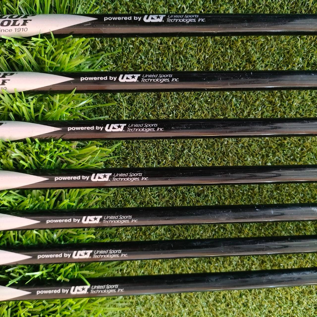 ชุดเหล็ก DUNLOP DG809 มีเหล็ก 3-9 PW SW * ขาดเหล็ก 7 * ก้าน UST MAMIYA TOUR SPECIAL FLEX R ก้านพรีเมี่ยม บริษัทเดียวกับ XXIO สุดยอดคุ้มครับชุดนี้