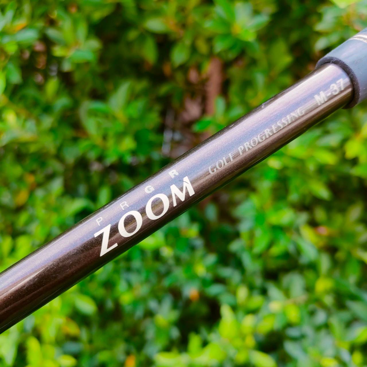 เหล็ก 3 PRGR ZOOM TYPE 0201 ก้าน PRGR ZOOM FLEX M-37 แข็งเท่าก้าน R เป็นเหล็กยาวที่ตีง่ายมากๆ เป็นเหล็กกึ่งไฮบริดอย่างดีมากๆ !!! ไม้กอล์ฟมือสอง ของแท้ BY NakaraLuxurious