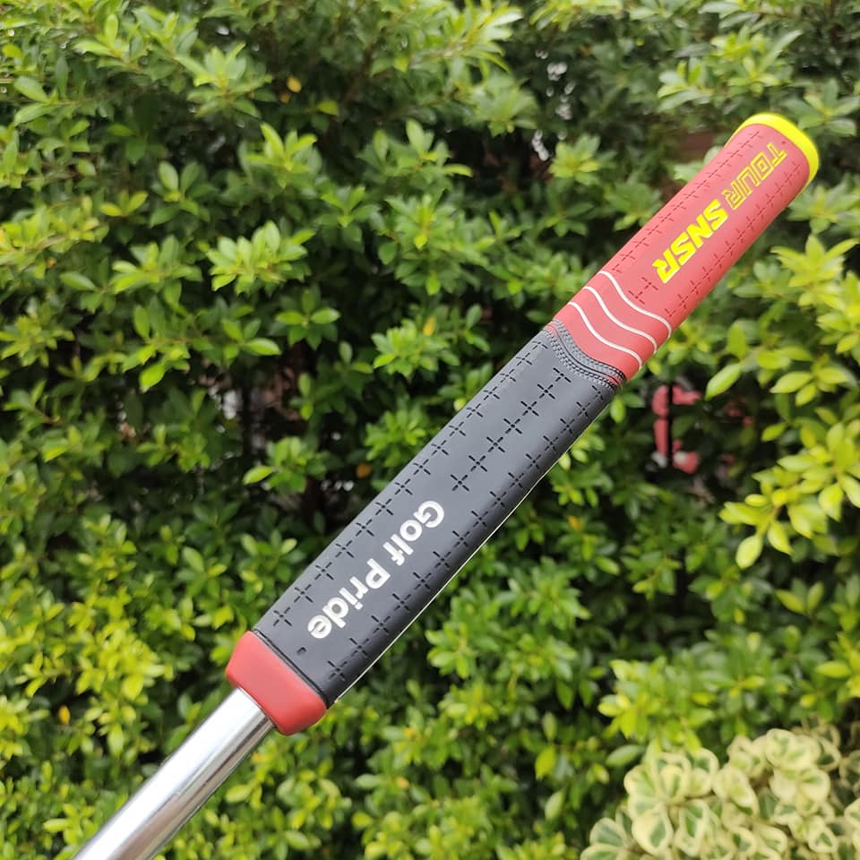 PUTTER ODYSSEY TRI-BALL SRT ความยาว 34 นิ้ว ก้าน WHITE STEEL รุ่นนี้พิเศษ สามบอล เล็งง่ายกว่าเดิม และเจ้าของเก่าติดสติ๊กเกอร์เส้นเล็งไว้ ไม้กอล์ฟมือสอง ของแท้ BY NakaraLuxurious